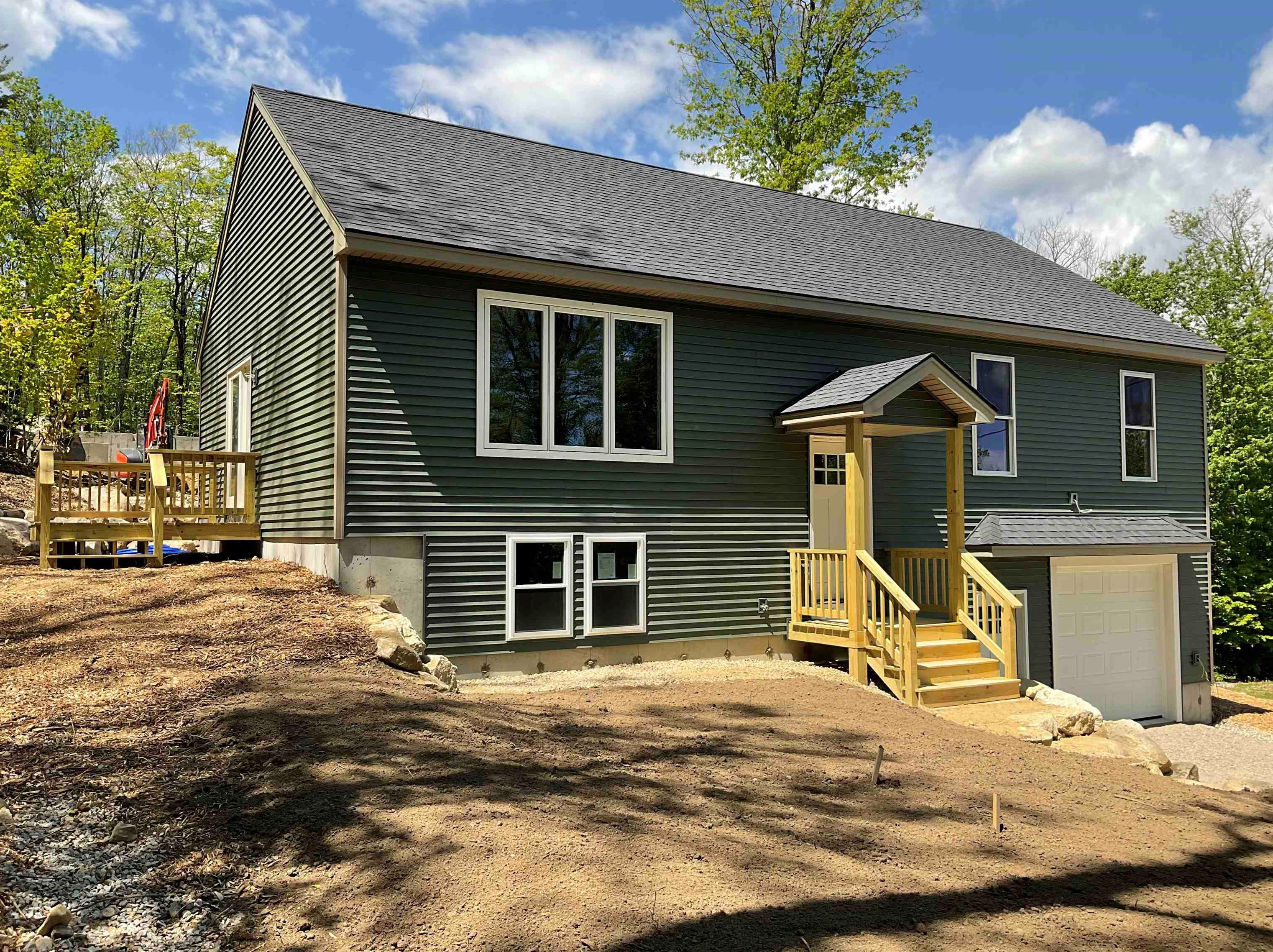 30 D St, Albany, NH 03818-6233