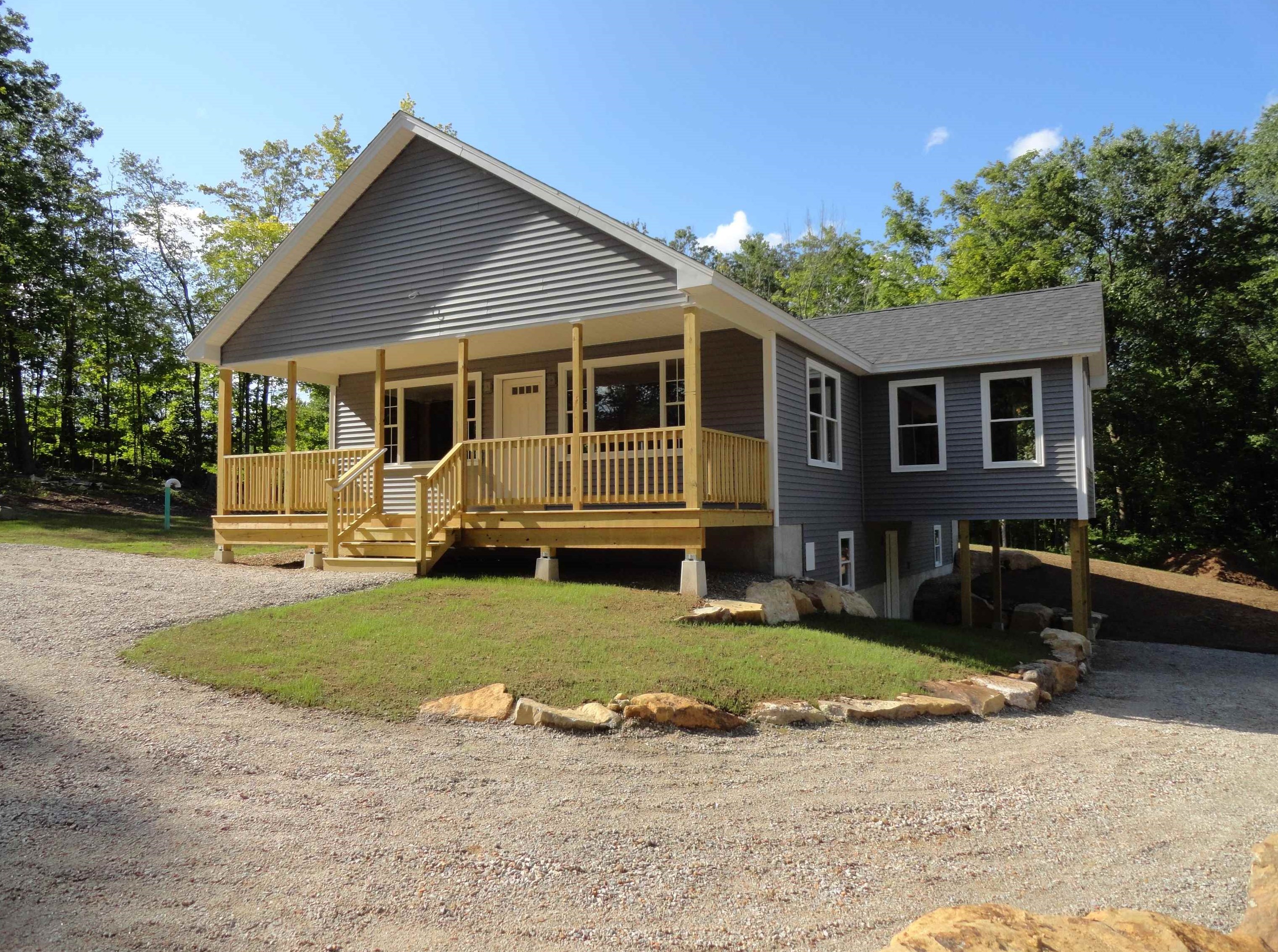 526 New Orchard Rd, Chichester, NH 03234