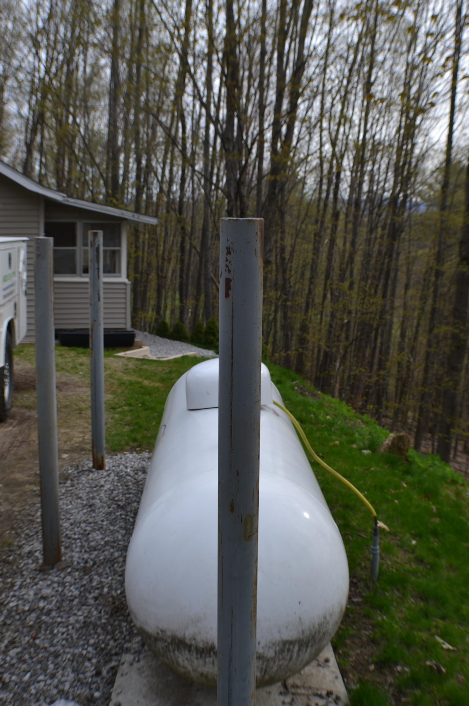 102 Highland St, Bridgewater NH 03264-3604 exterior