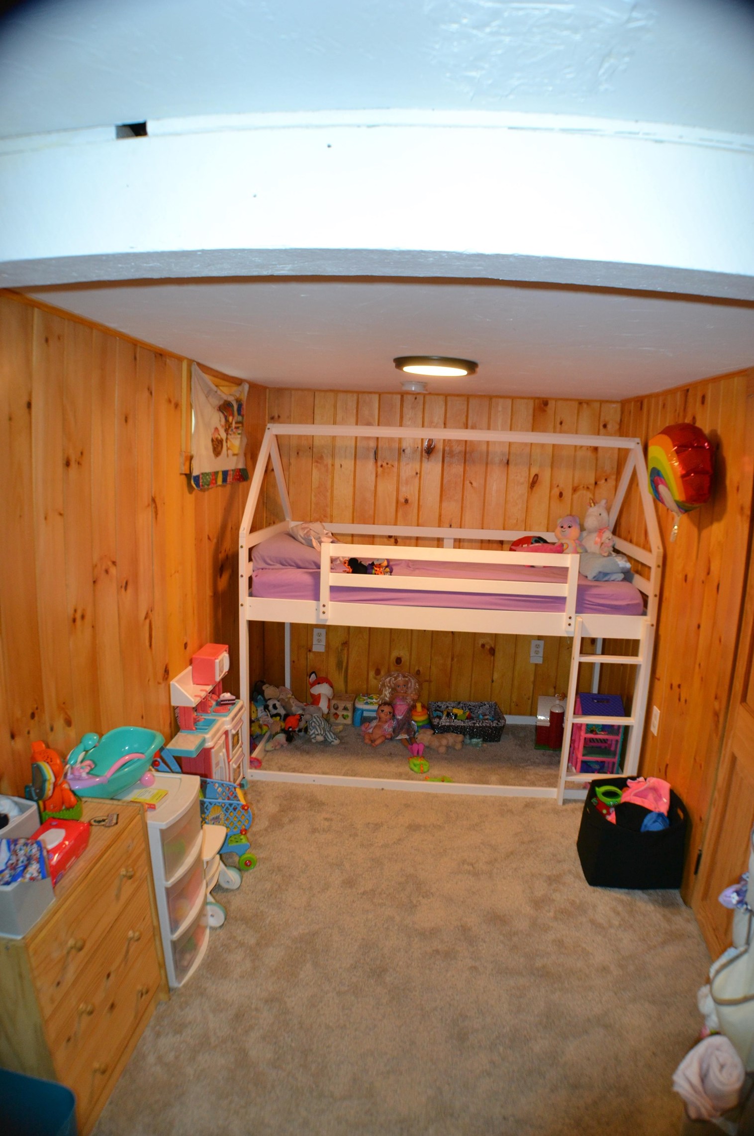 102 Highland St, Bridgewater NH 03264-3604 exterior