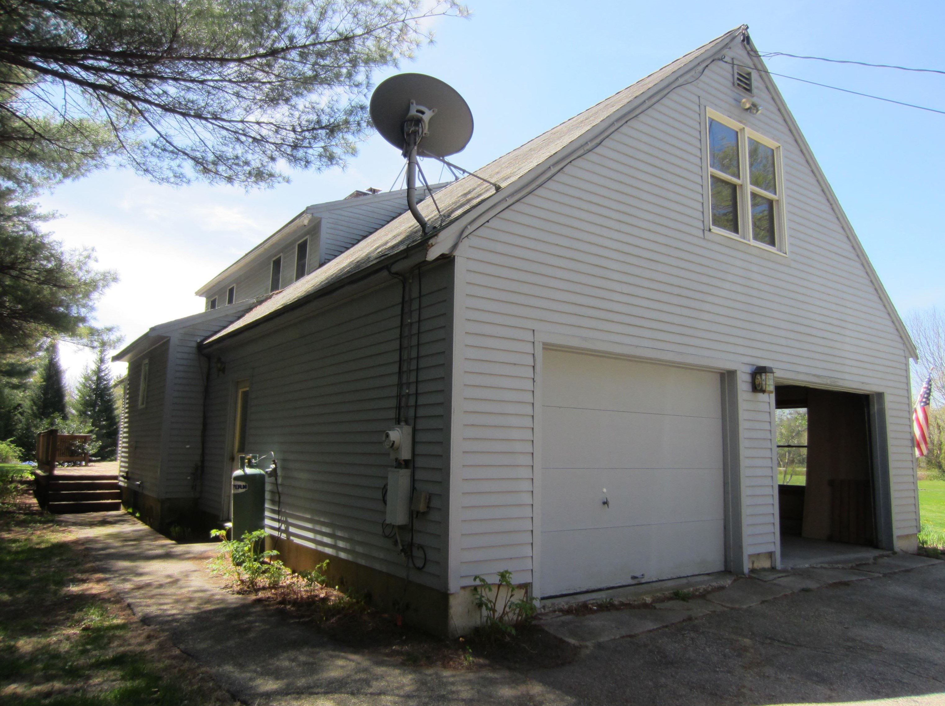 68 Rodier Rd, South Berwick, ME 03908 exterior