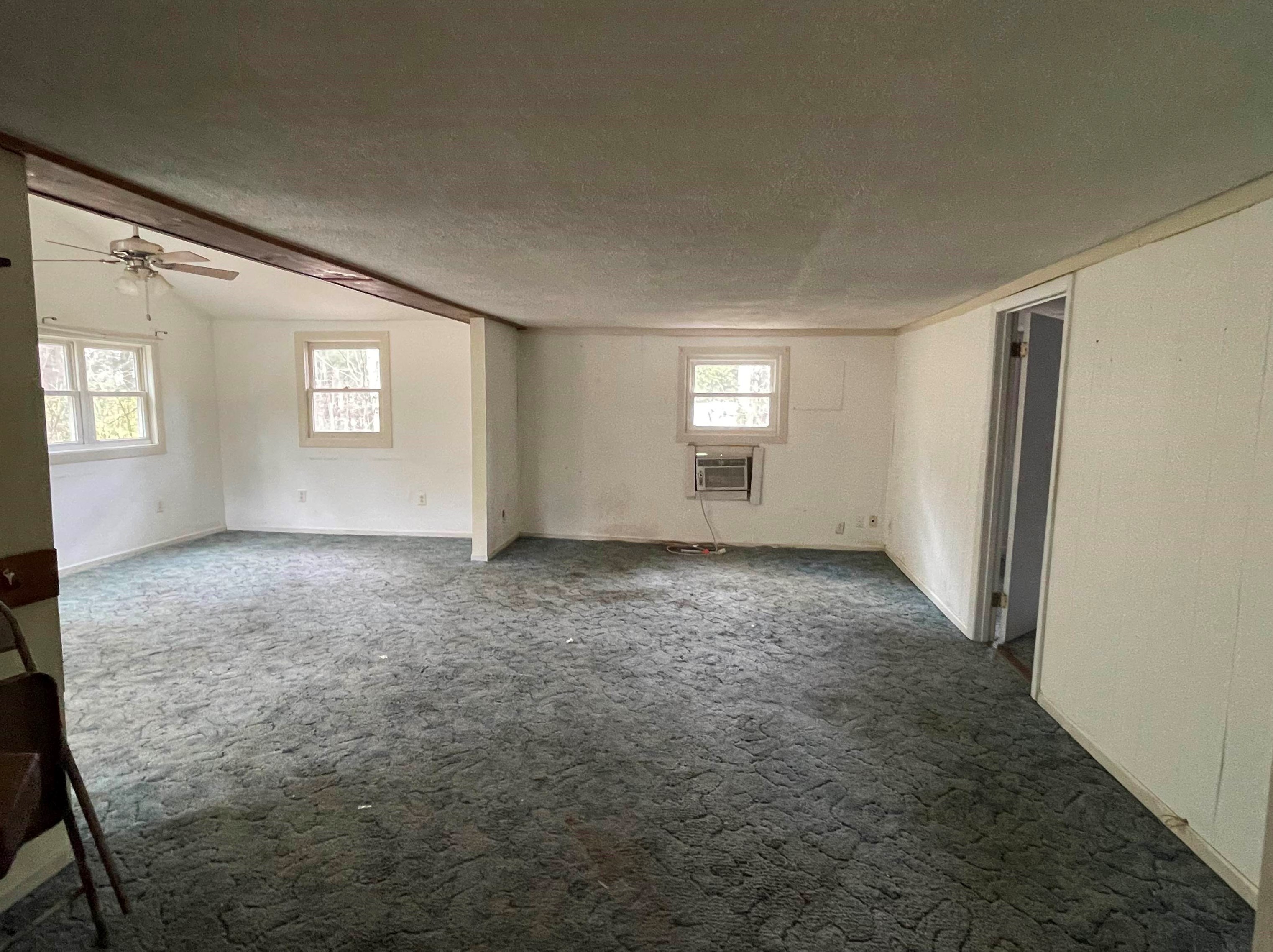 28 Witham Rd, Epping, NH 03042
