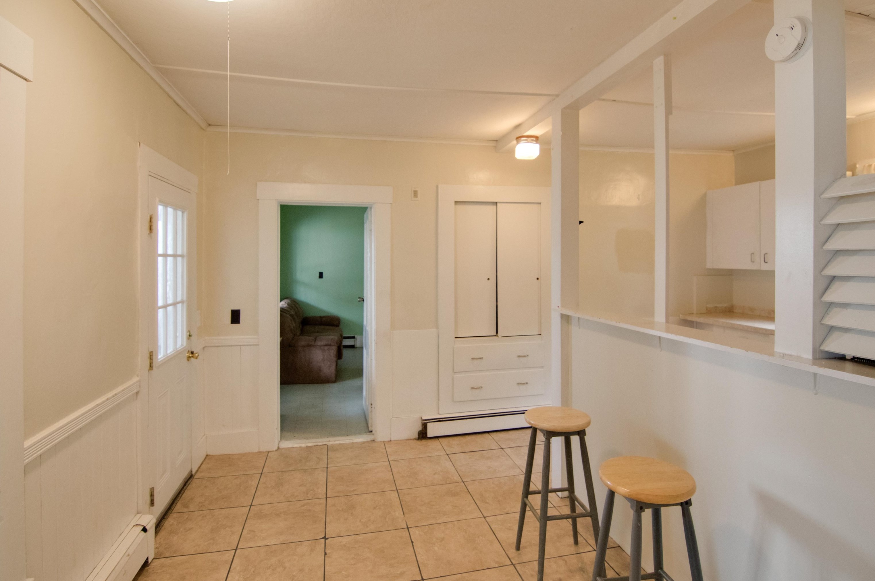 8 Winter St, Bridgewater NH 03264-1422 exterior