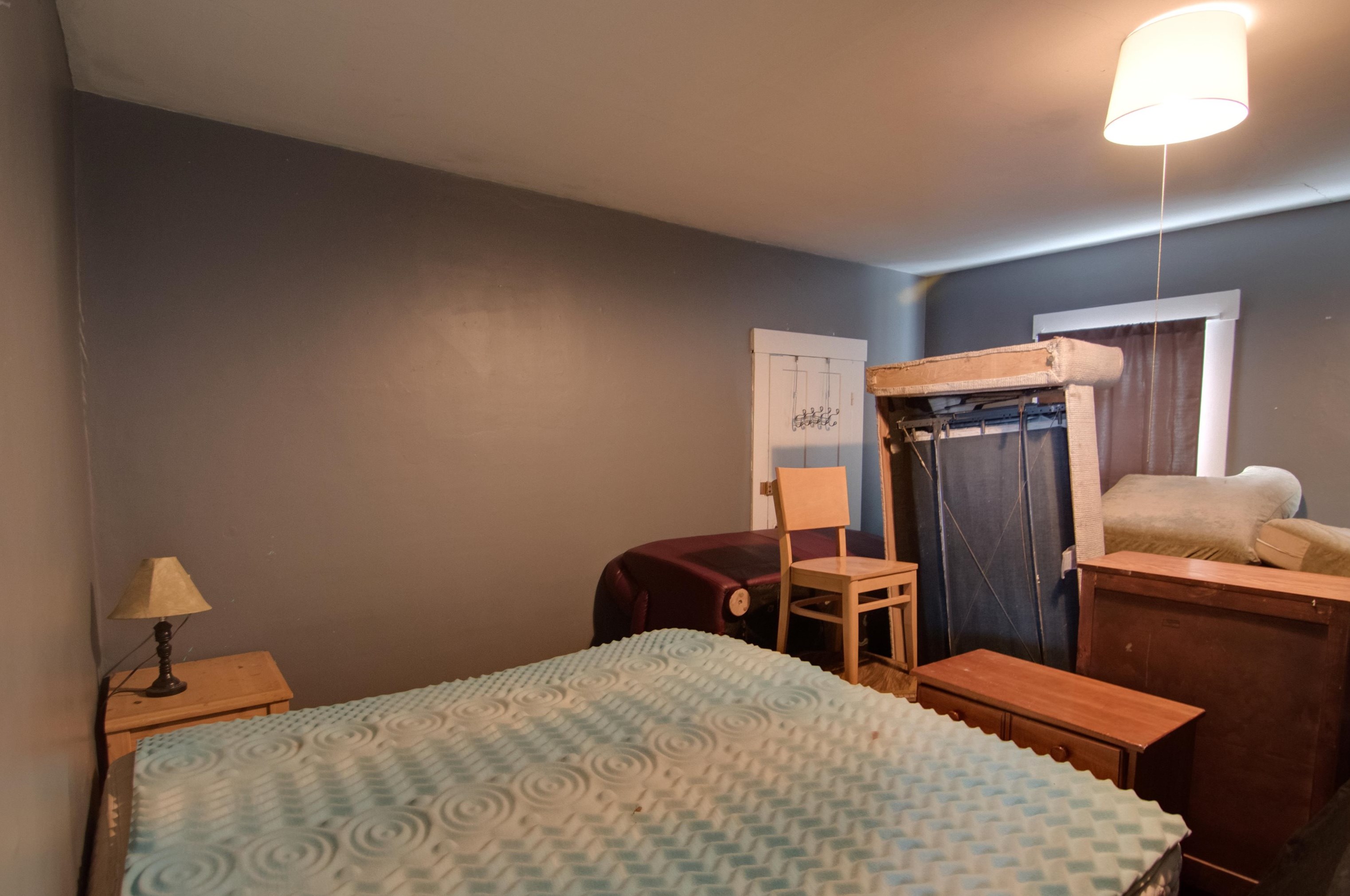 8 Winter St, Bridgewater NH 03264-1422 exterior