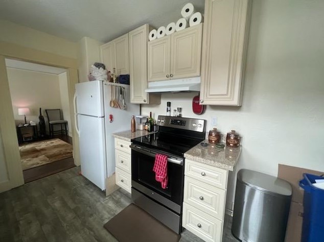 597 Beech St, Manchester NH  03104-4814 exterior