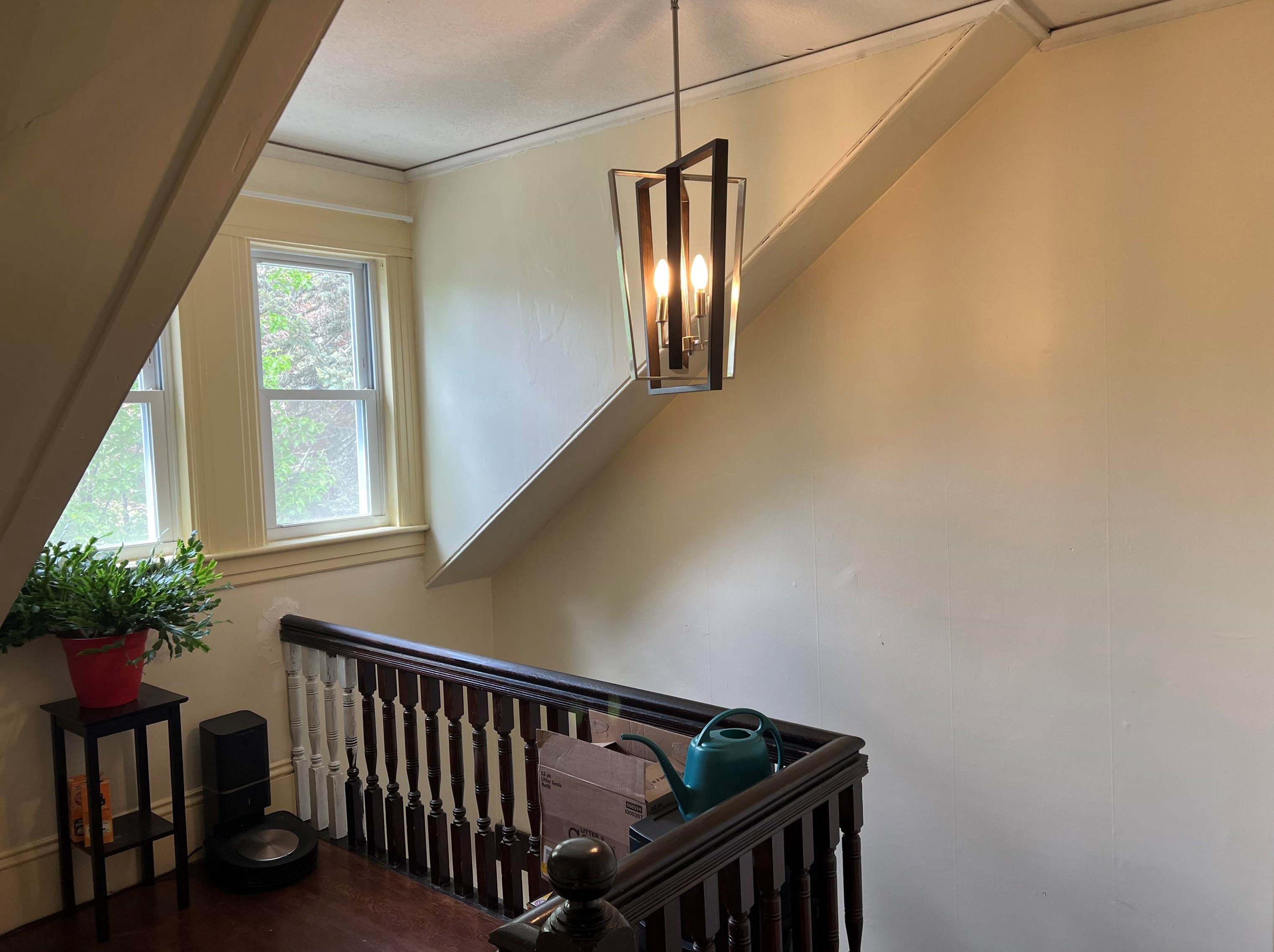 597 Beech St, Manchester NH  03104-4814 exterior