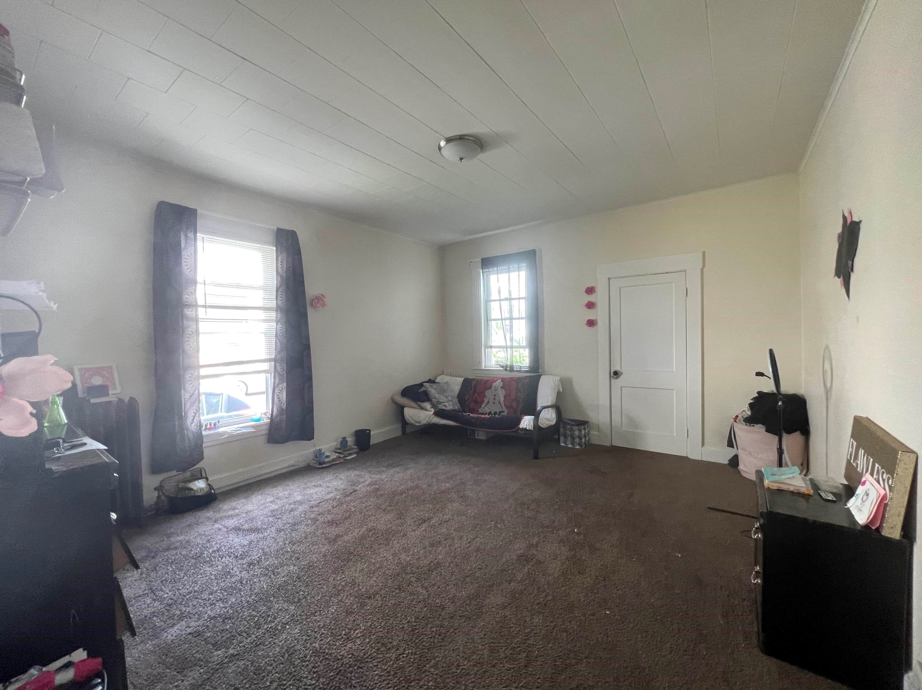 597 Beech St, Manchester NH  03104-4814 exterior