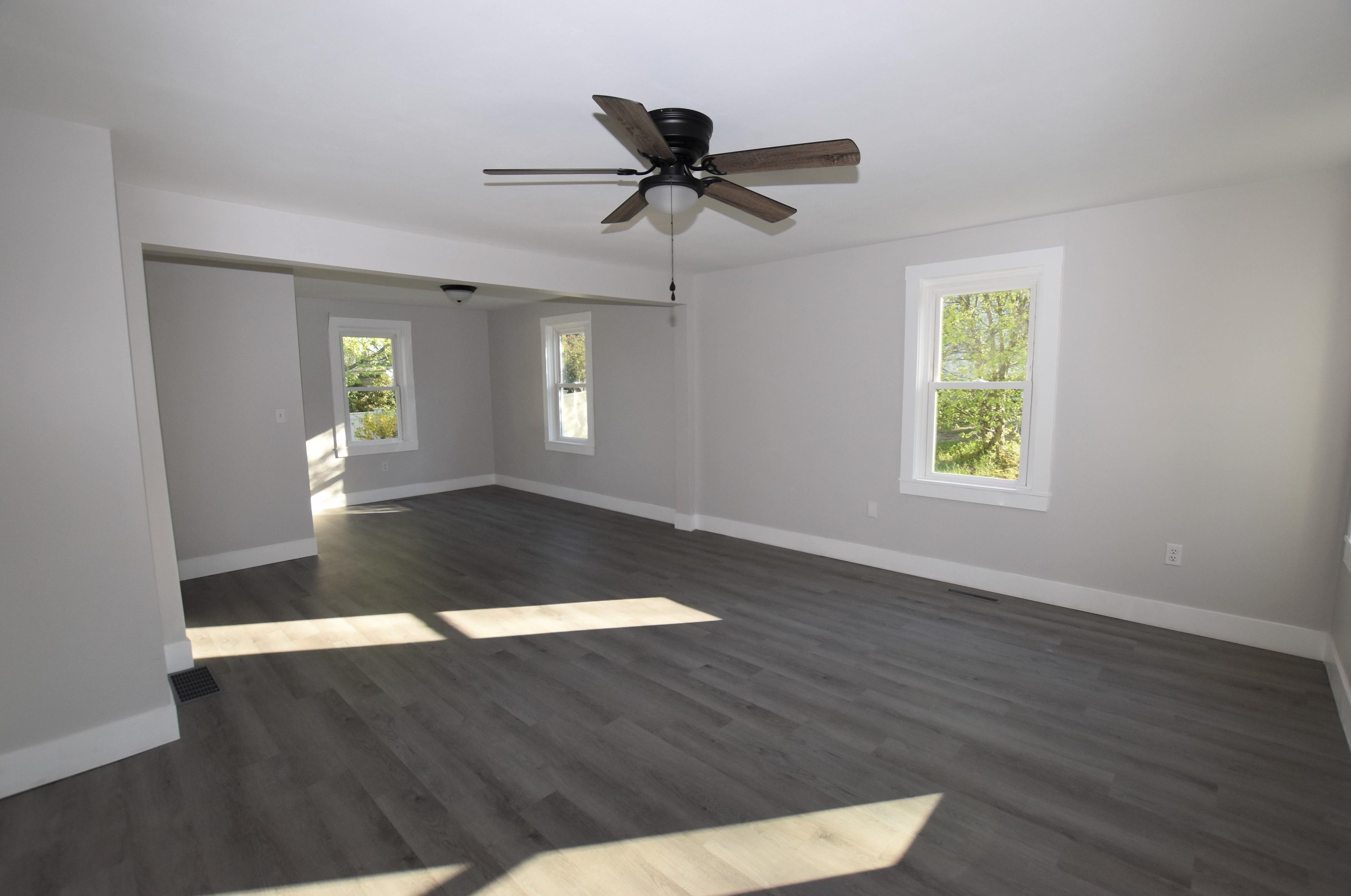 157 Exeter St, Newmarket NH 03857 exterior