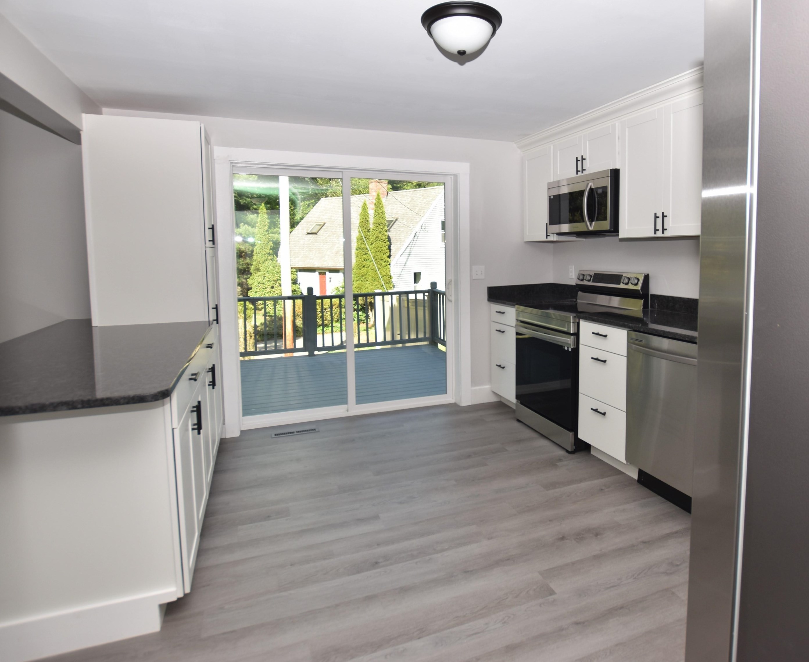 157 Exeter St, Newmarket NH 03857 exterior