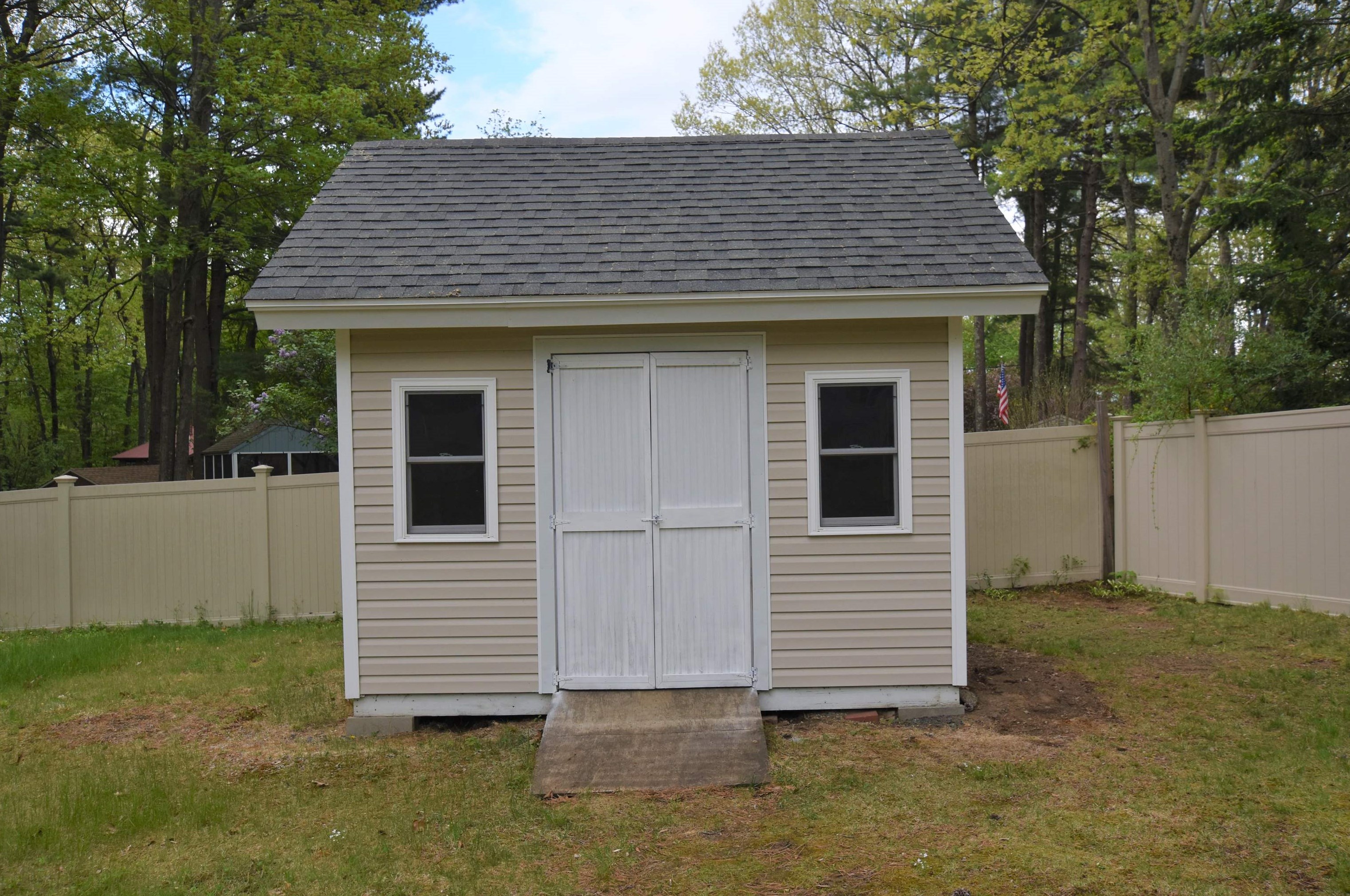 157 Exeter St, Newmarket NH 03857 exterior