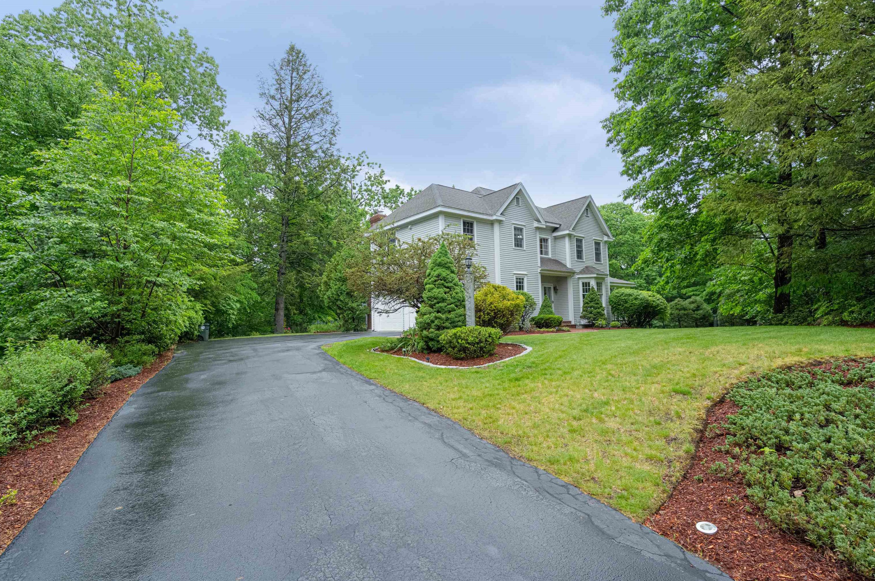 315 New Boston, Manchester, NH 03110