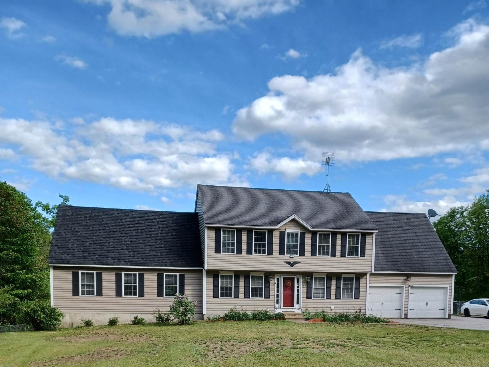 77 Gould Rd, Weare, NH 03281