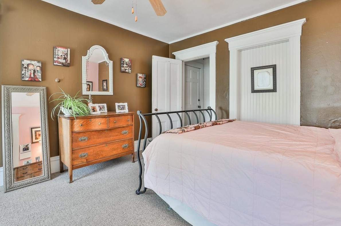 300 Walnut St, Manchester NH 03104-3133 exterior