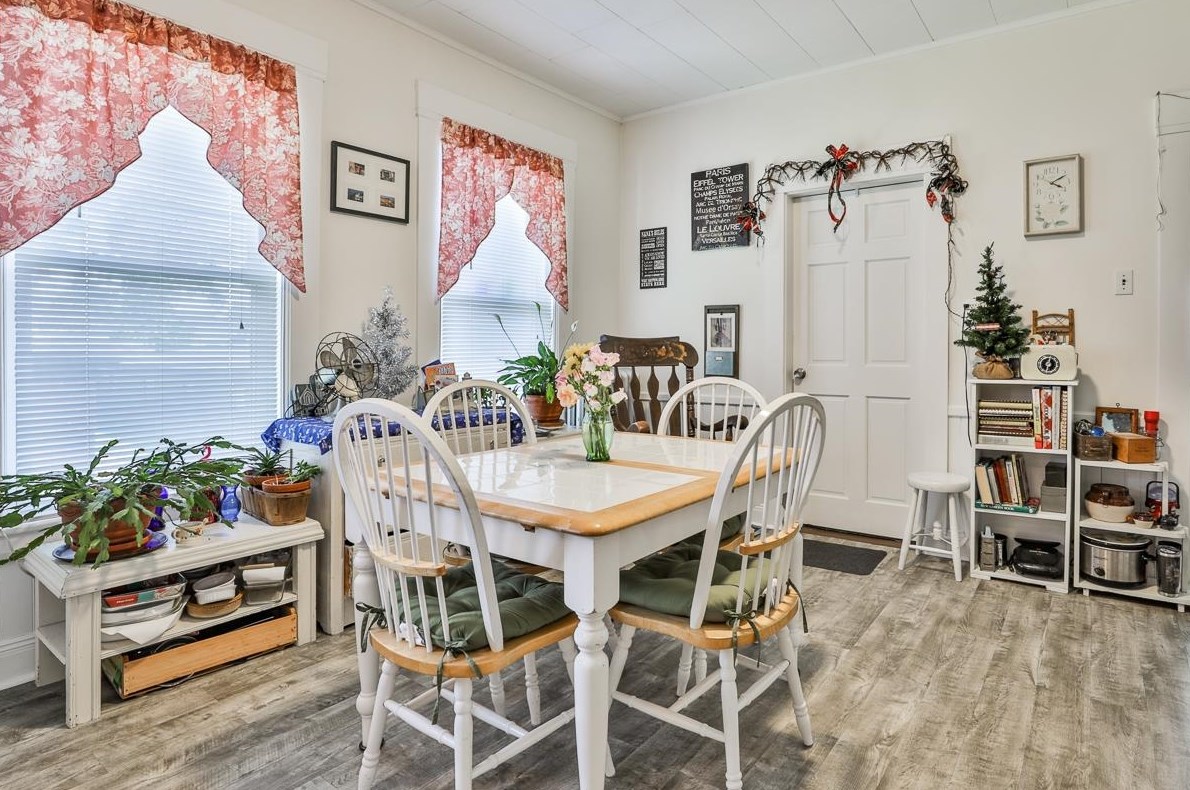 300 Walnut St, Manchester NH 03104-3133 exterior