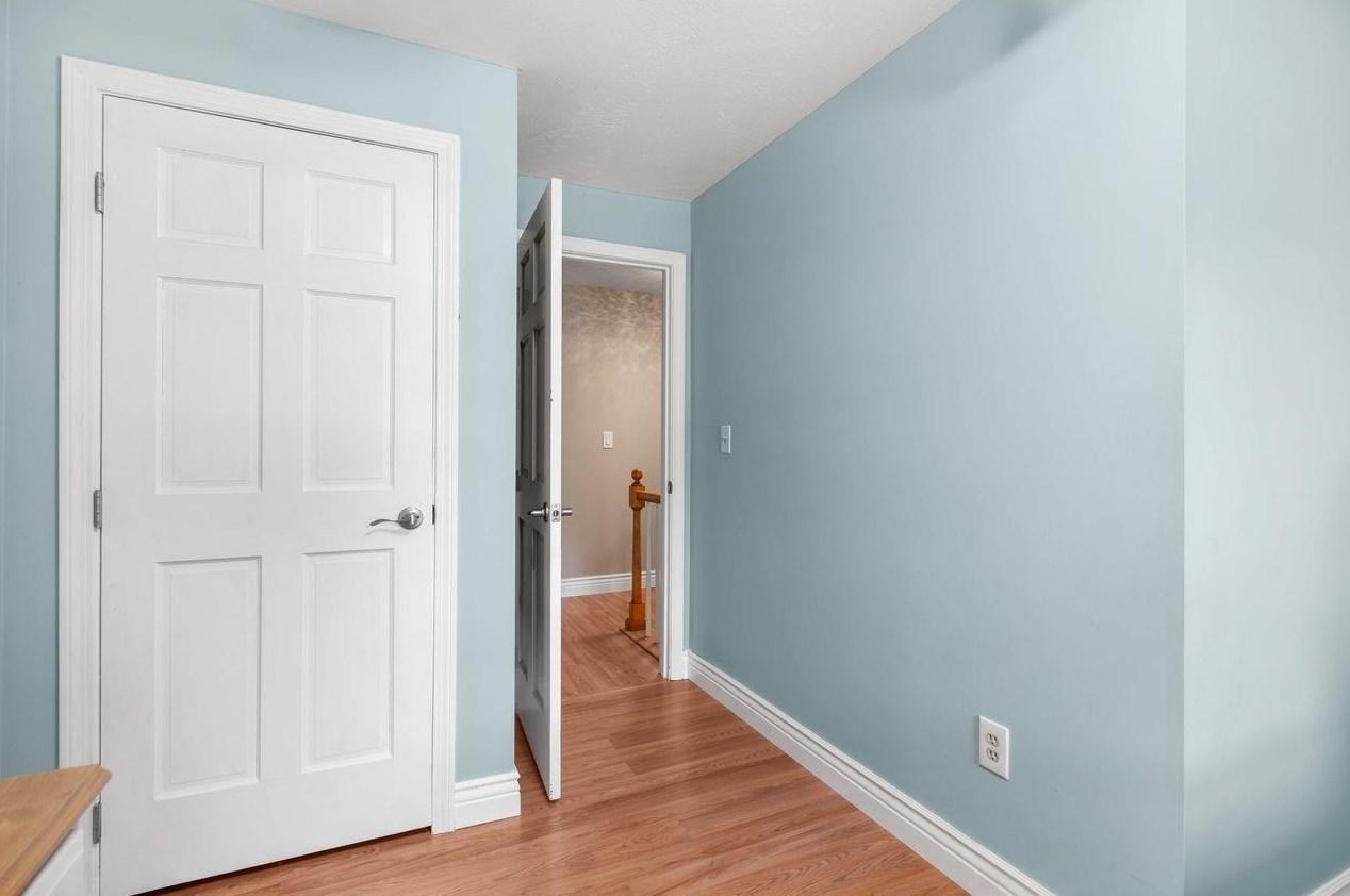 5 4 Winds Rd, Merrimack NH 03054-6804 exterior