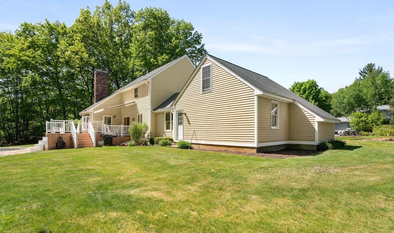 5 4 Winds Rd, Merrimack NH 03054-6804 exterior