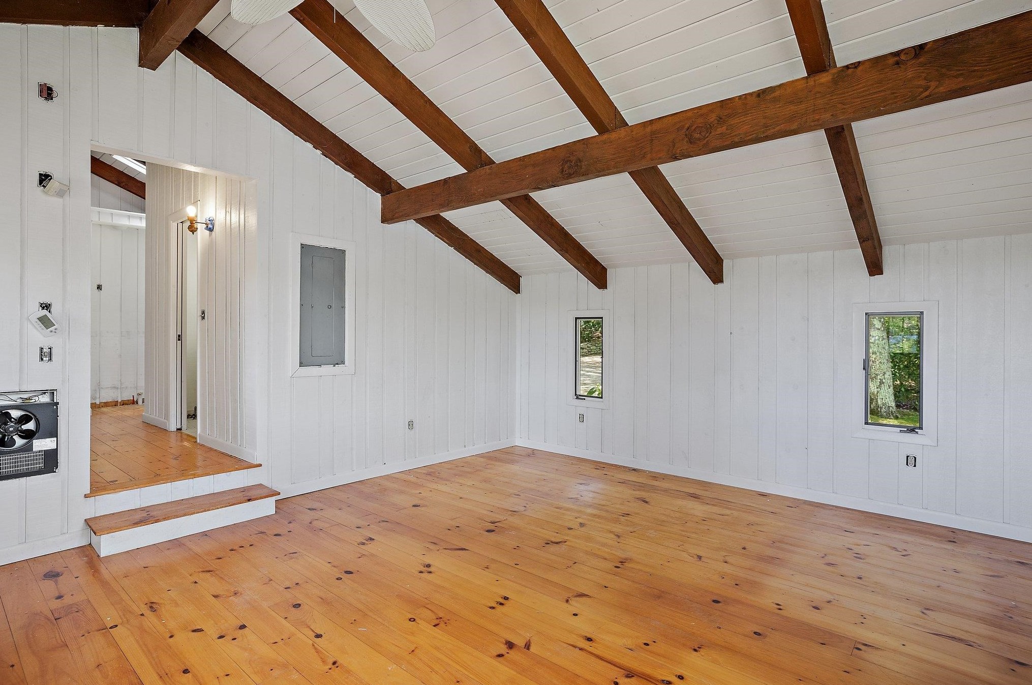 40 Oak Island Rd, Meredith NH  03253-6731 exterior