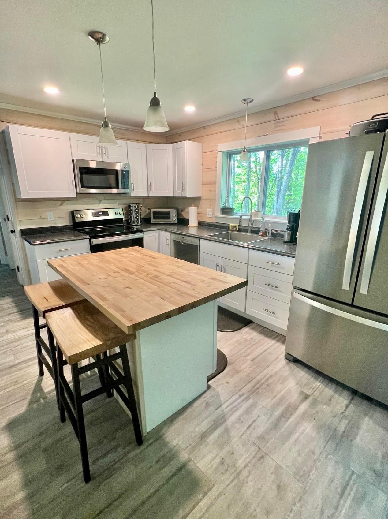 35 Coral, Unity, NH 03603