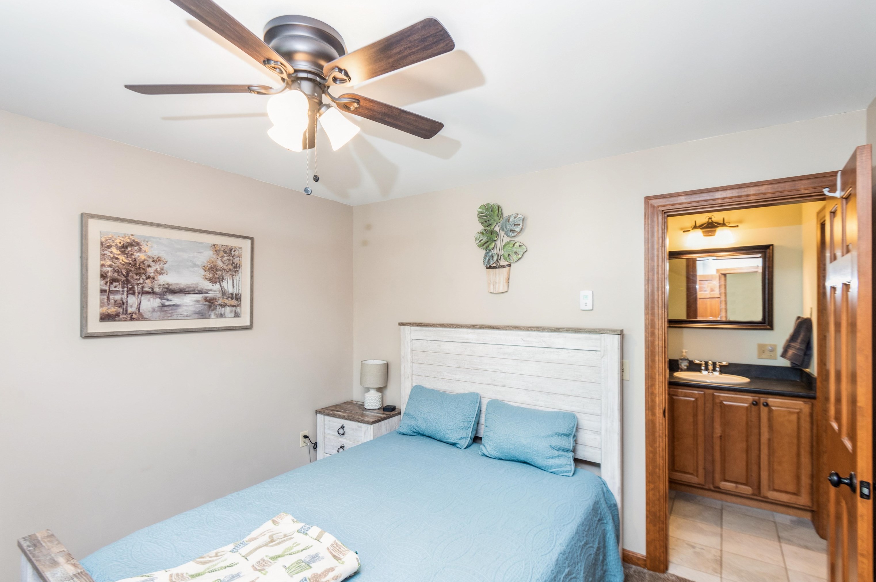 4 Eagle Ledge Rd, Meredith NH  03253-4505 exterior