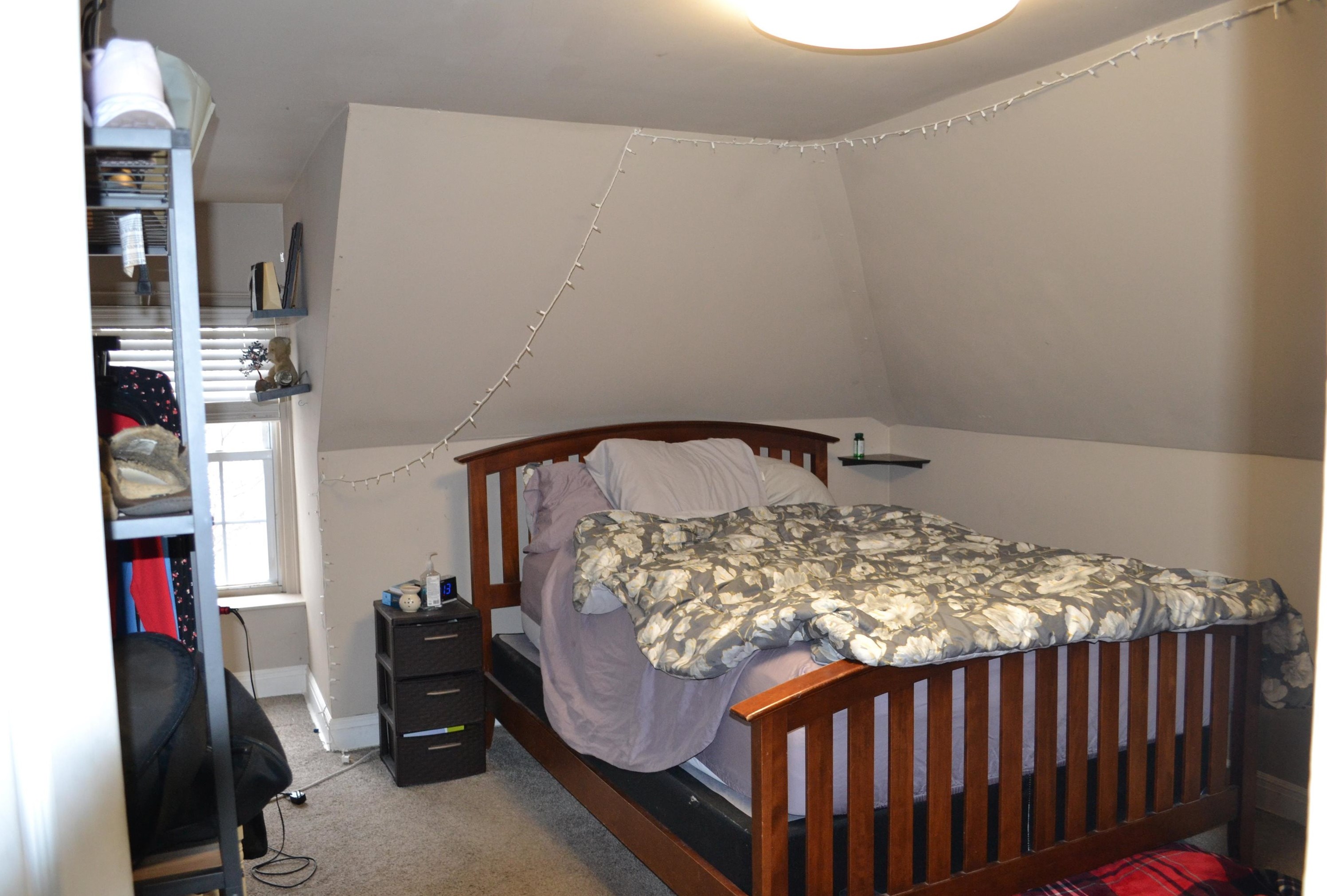 1328 Candia Rd, Manchester NH 03109-5715 exterior