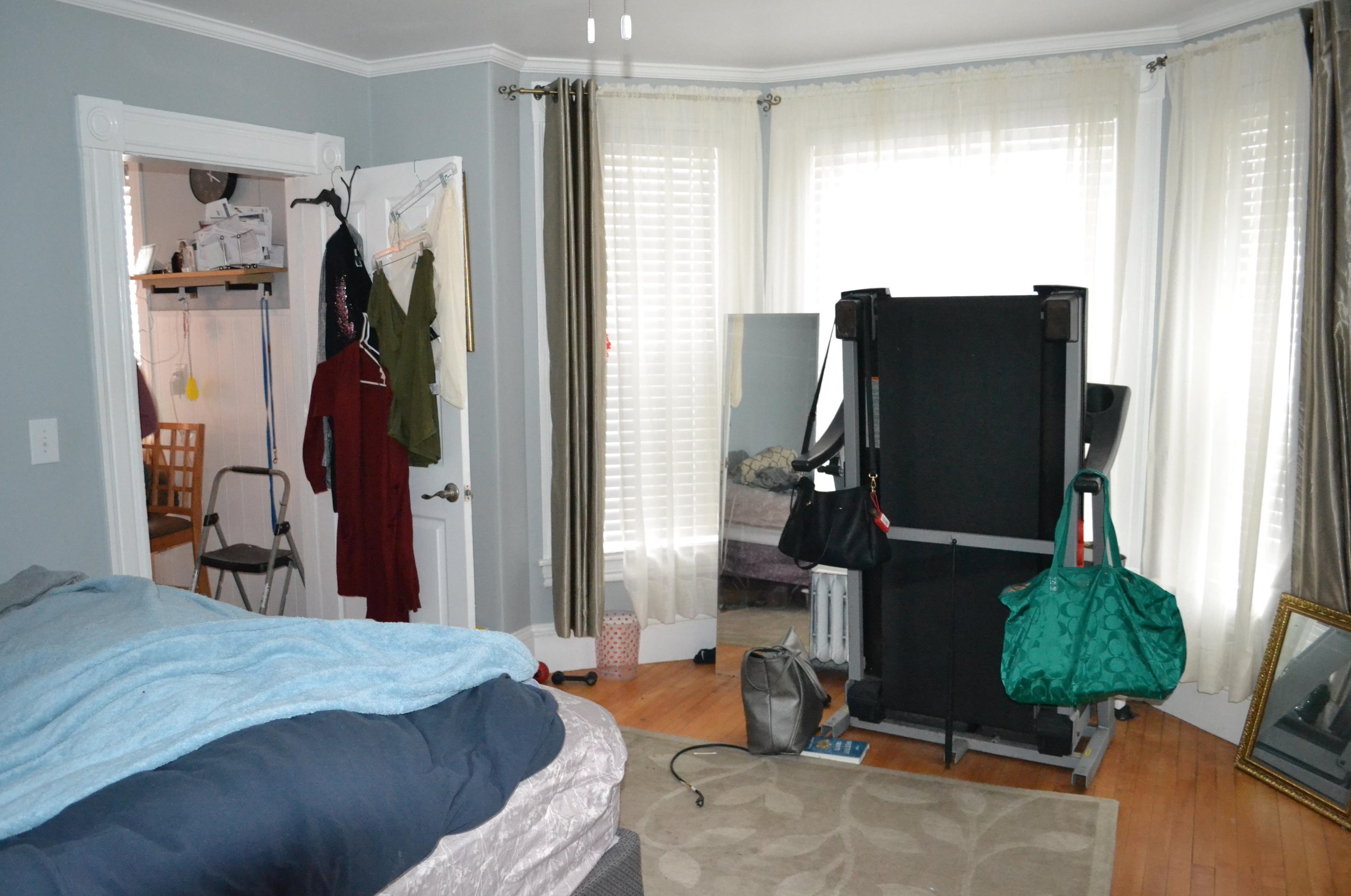 1328 Candia Rd, Manchester NH 03109-5715 exterior