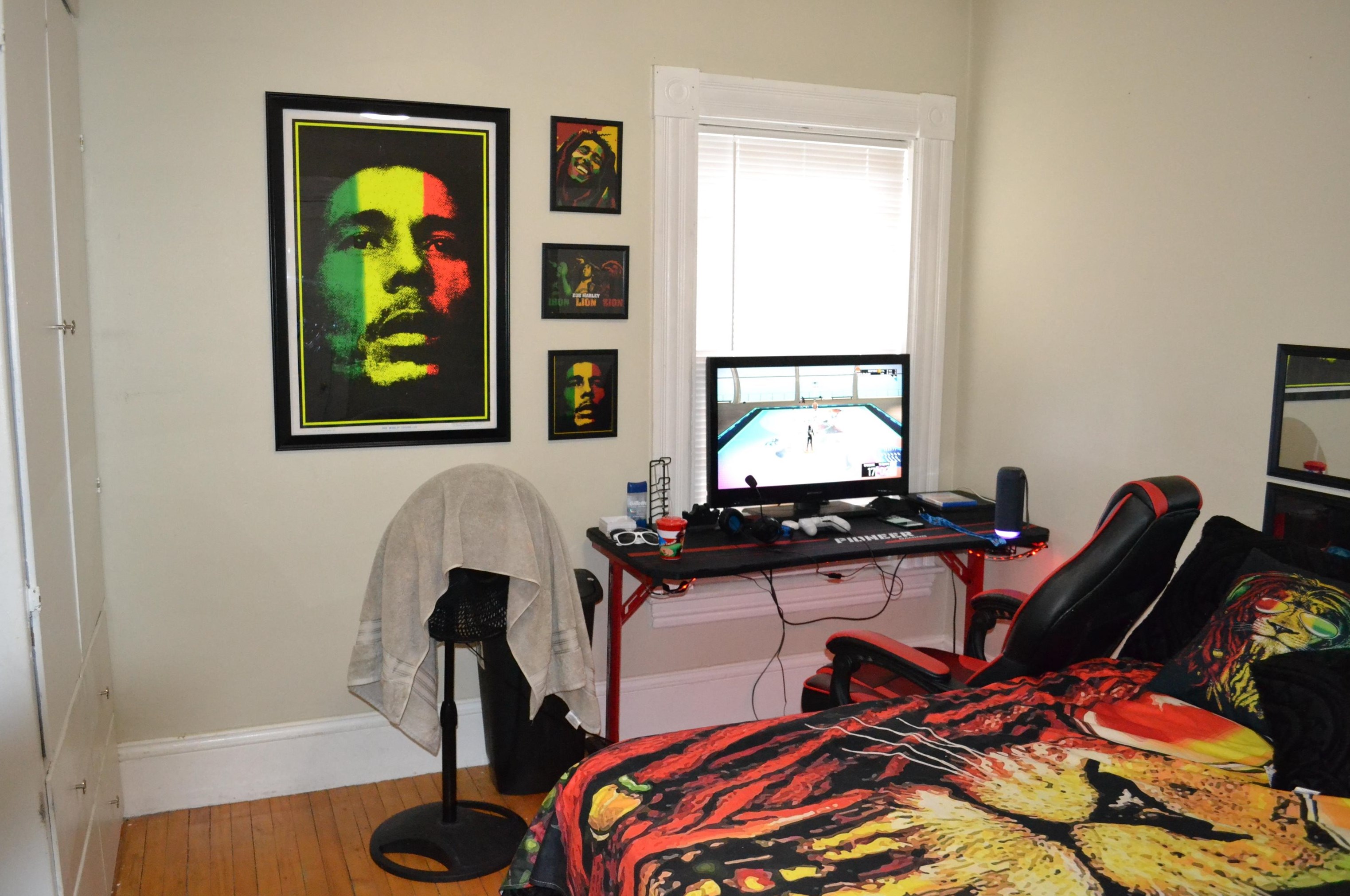 1328 Candia Rd, Manchester NH 03109-5715 exterior