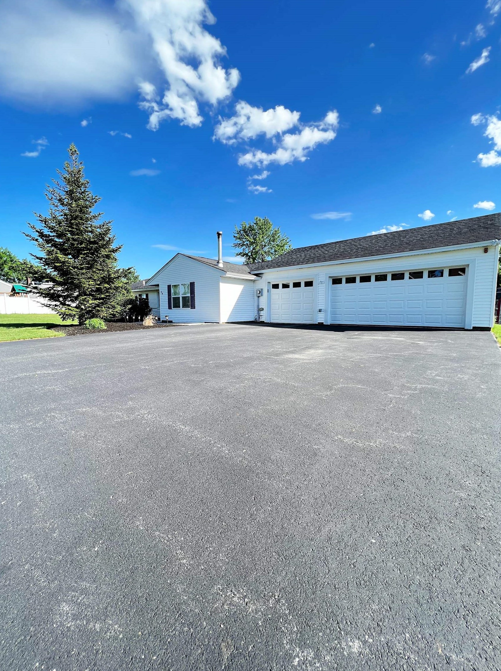 14 Bluebird Ln, Atkinson, NH 03811
