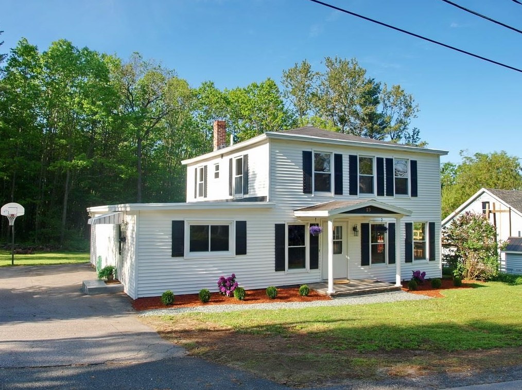 23 Prospect St, Carroll, NH 03598