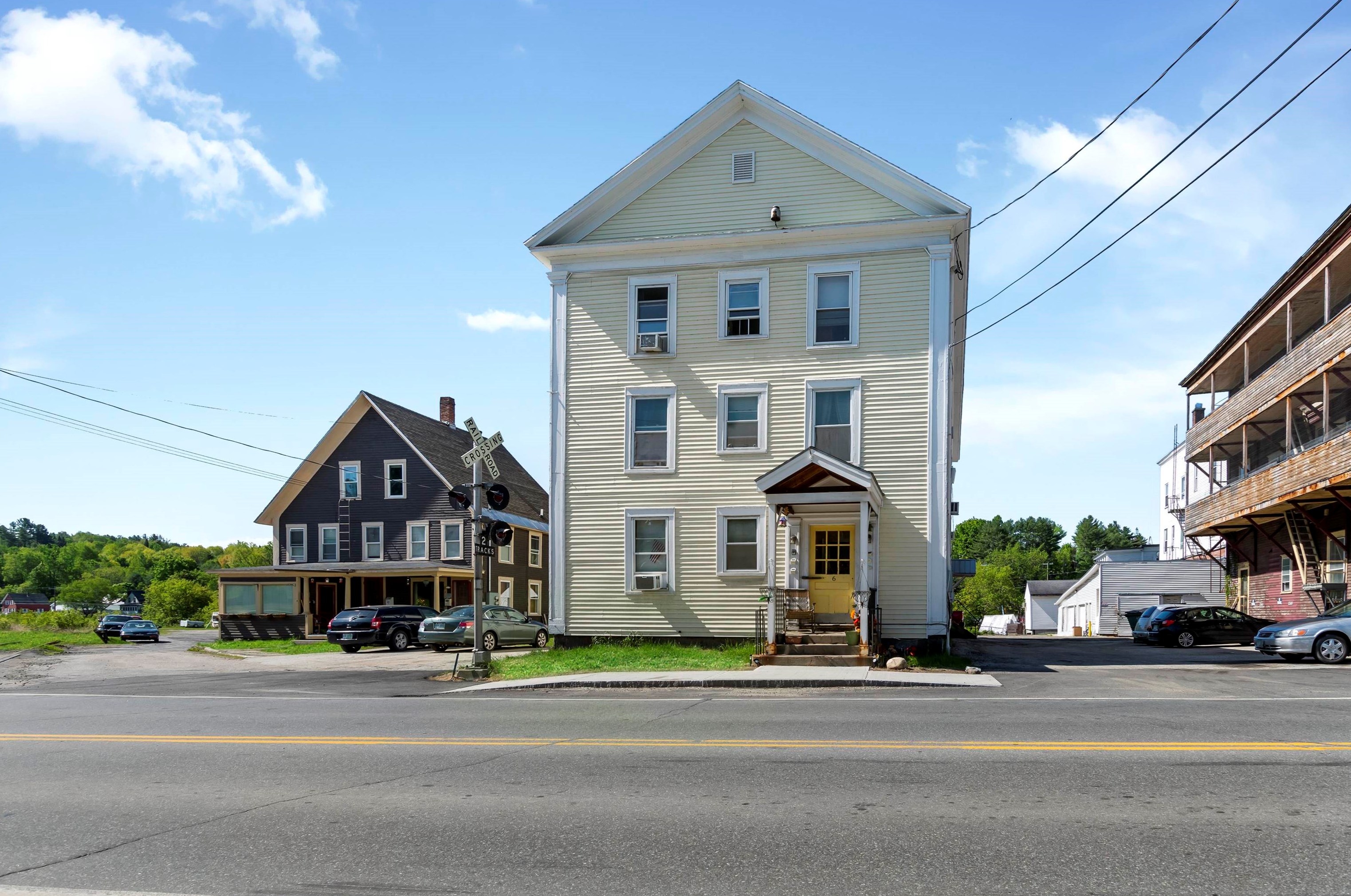 6 Jefferson Rd, Carroll, NH 03598