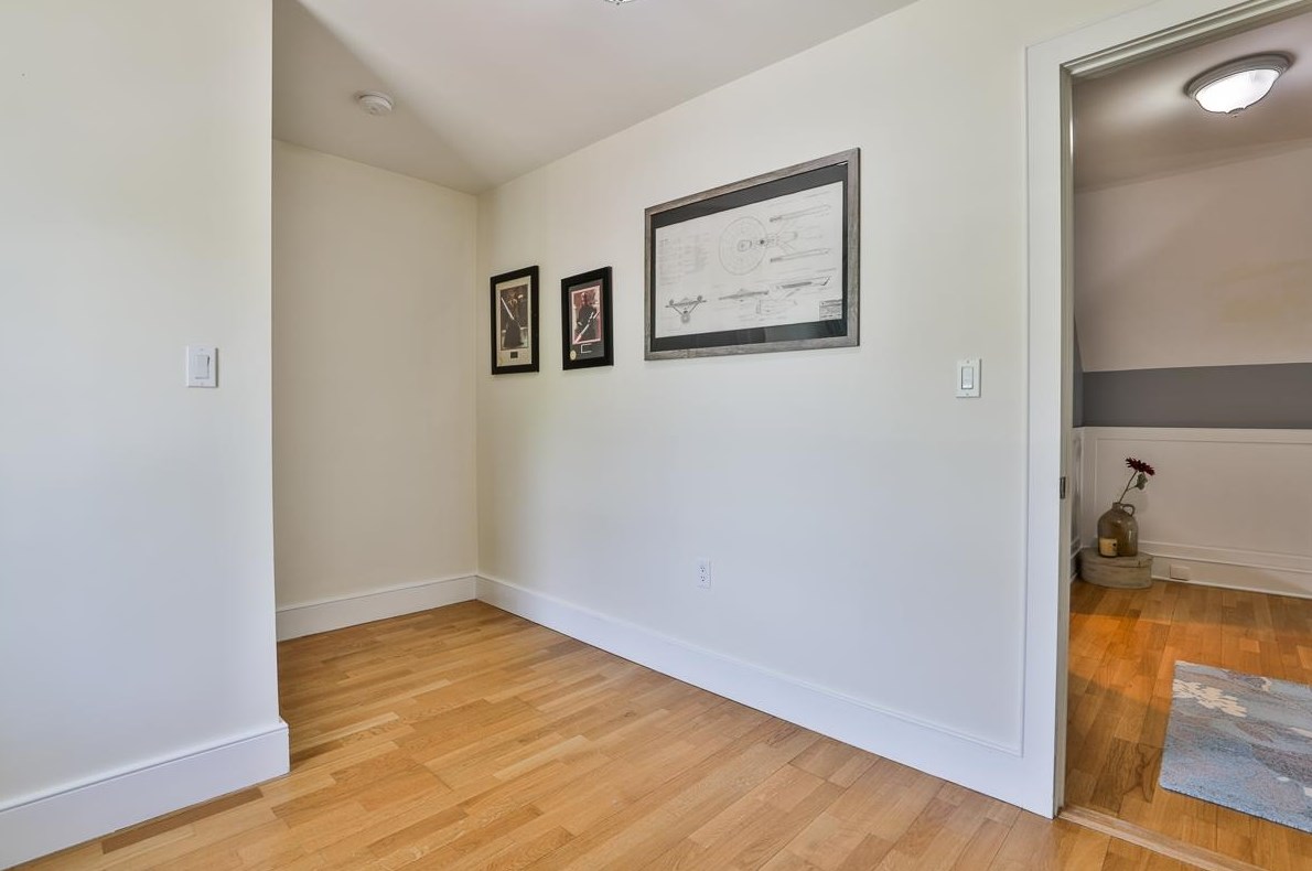 119 Woodland Ave, Manchester NH 03109-4454 exterior