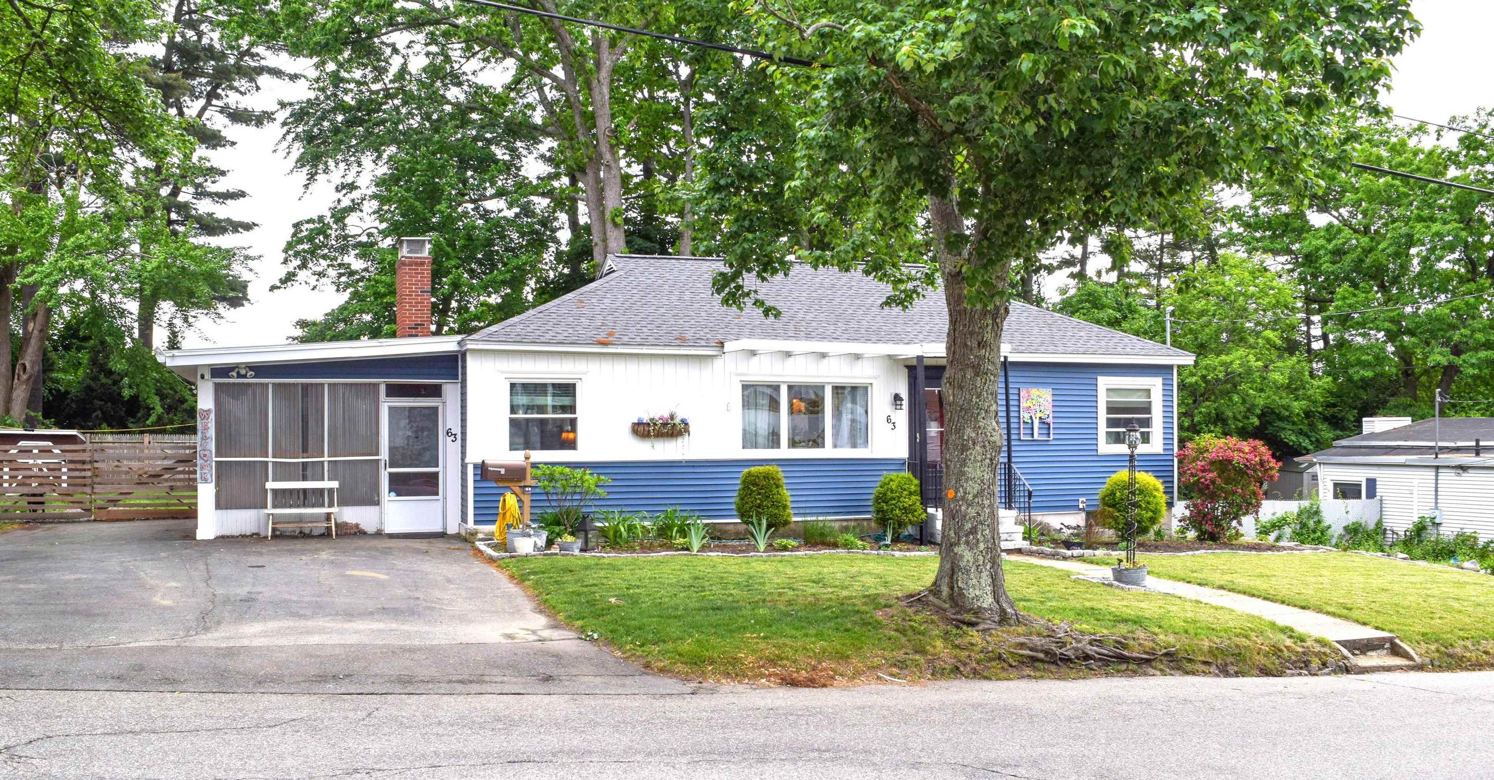63 Seames Dr, Manchester, NH 03103 exterior