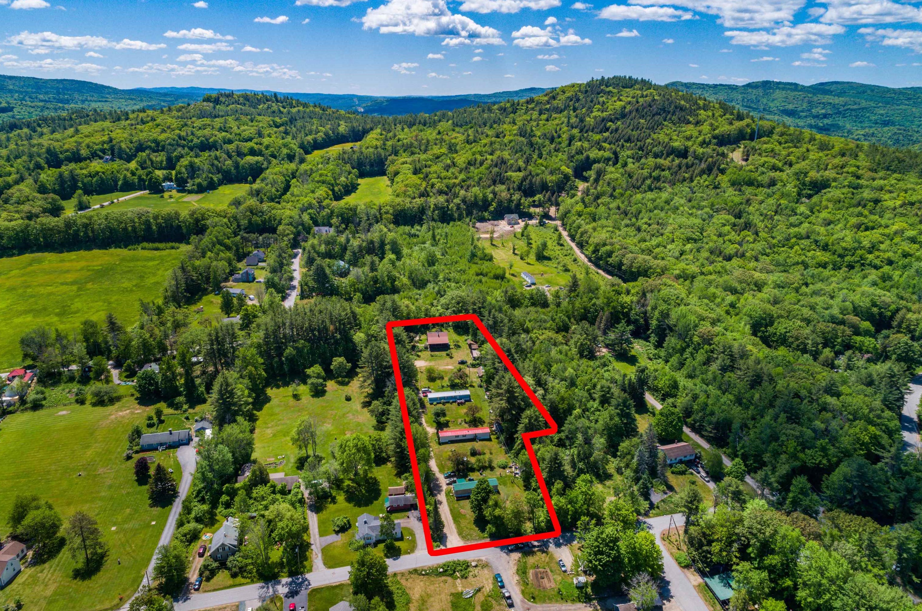 44 Putnam Dr, Bridgewater, NH 03222-3086