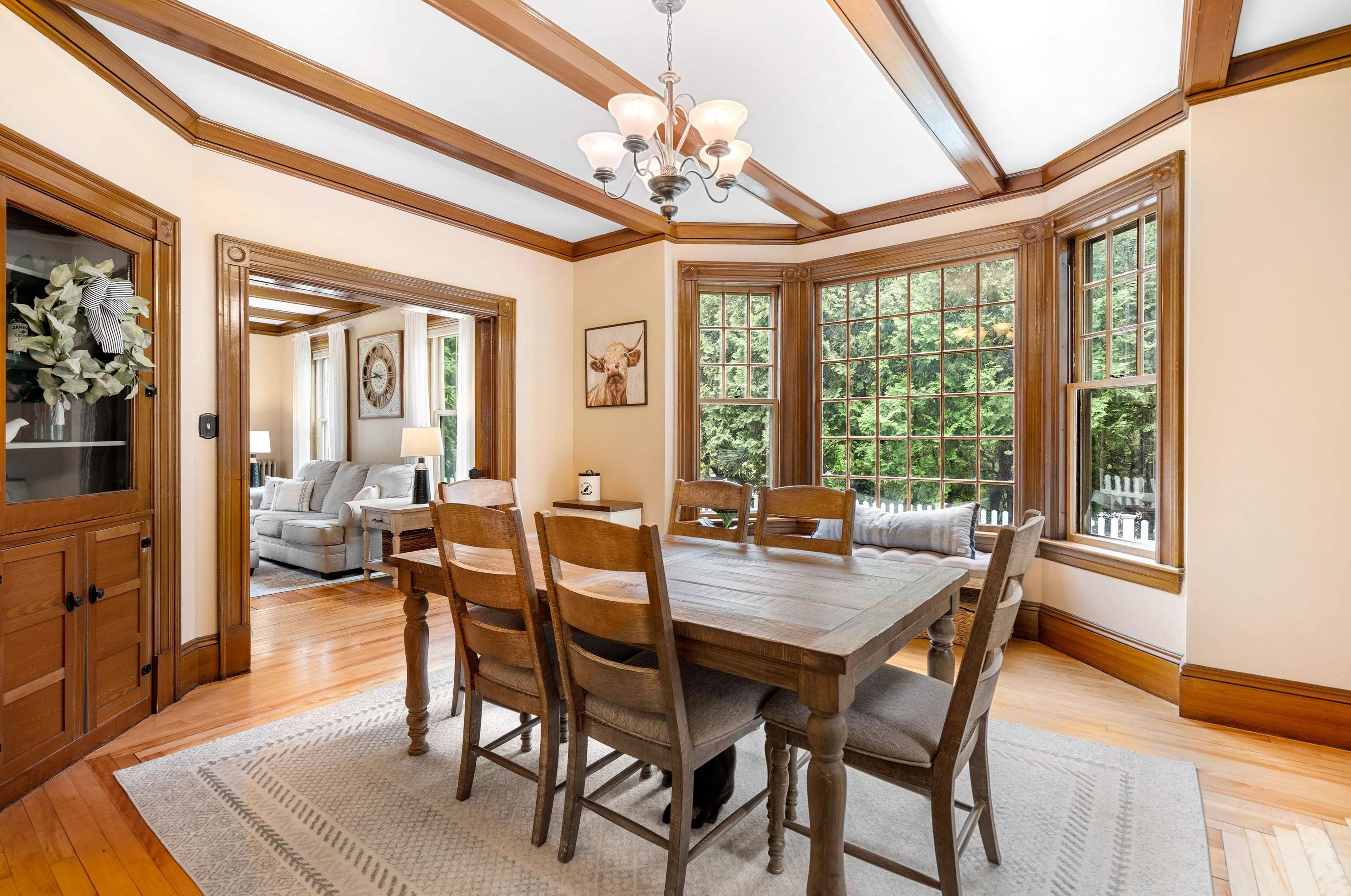 540 River Rd, Manchester NH 03104-1955 exterior