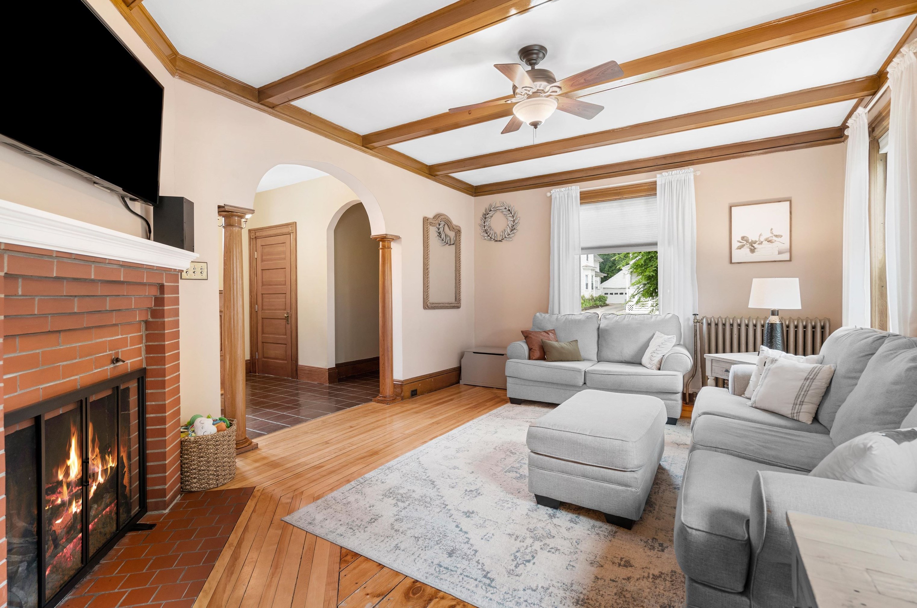 540 River Rd, Manchester NH 03104-1955 exterior