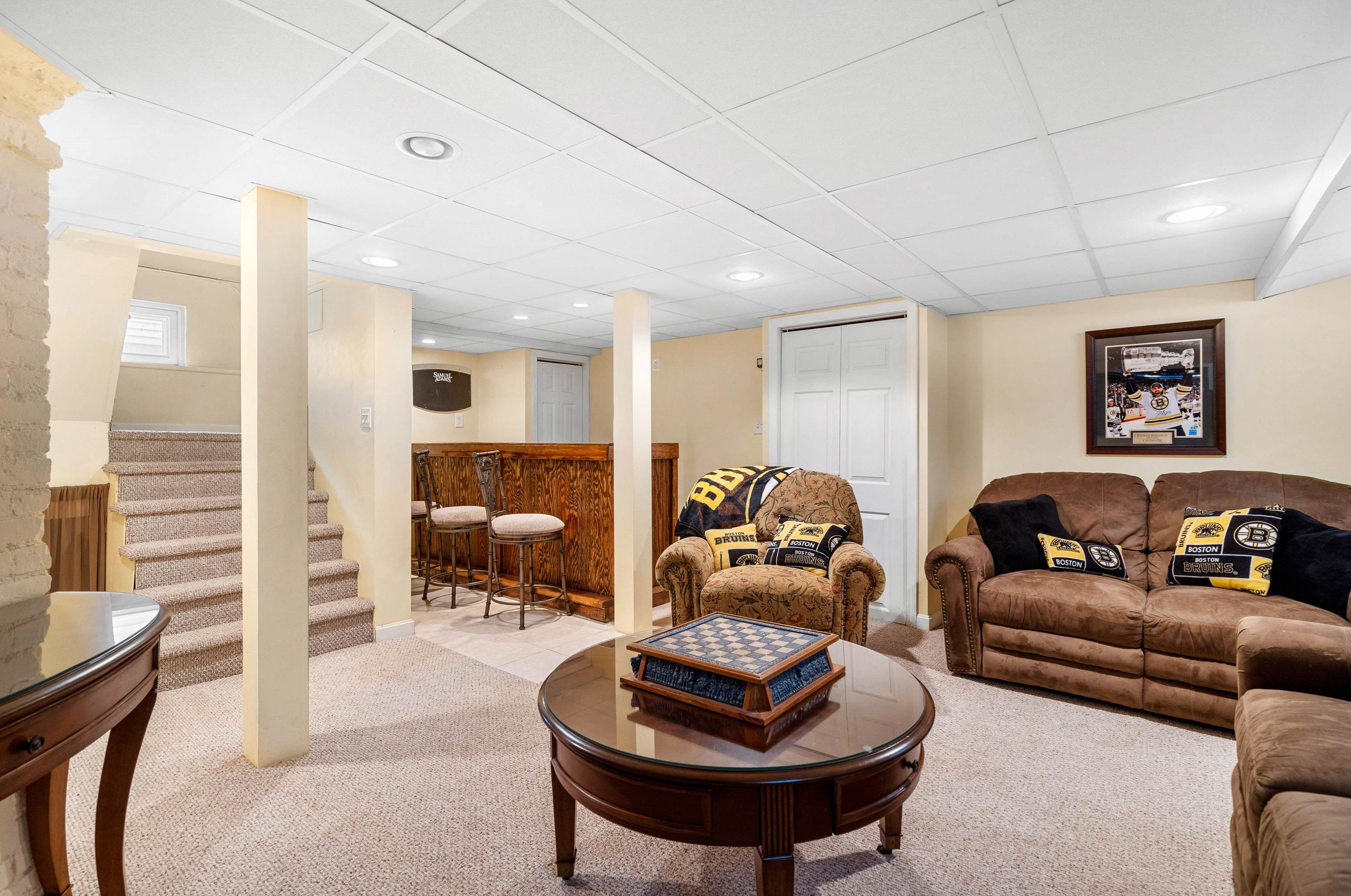 540 River Rd, Manchester NH 03104-1955 exterior