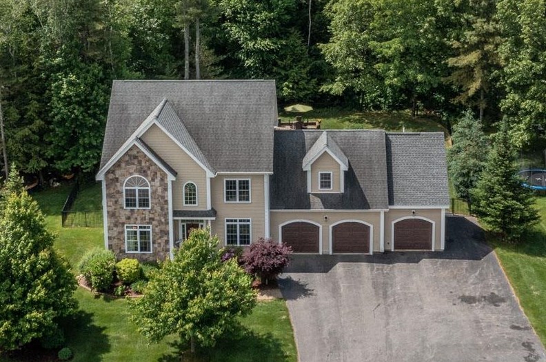 63 Peaslee Rd, Concord, NH 03304