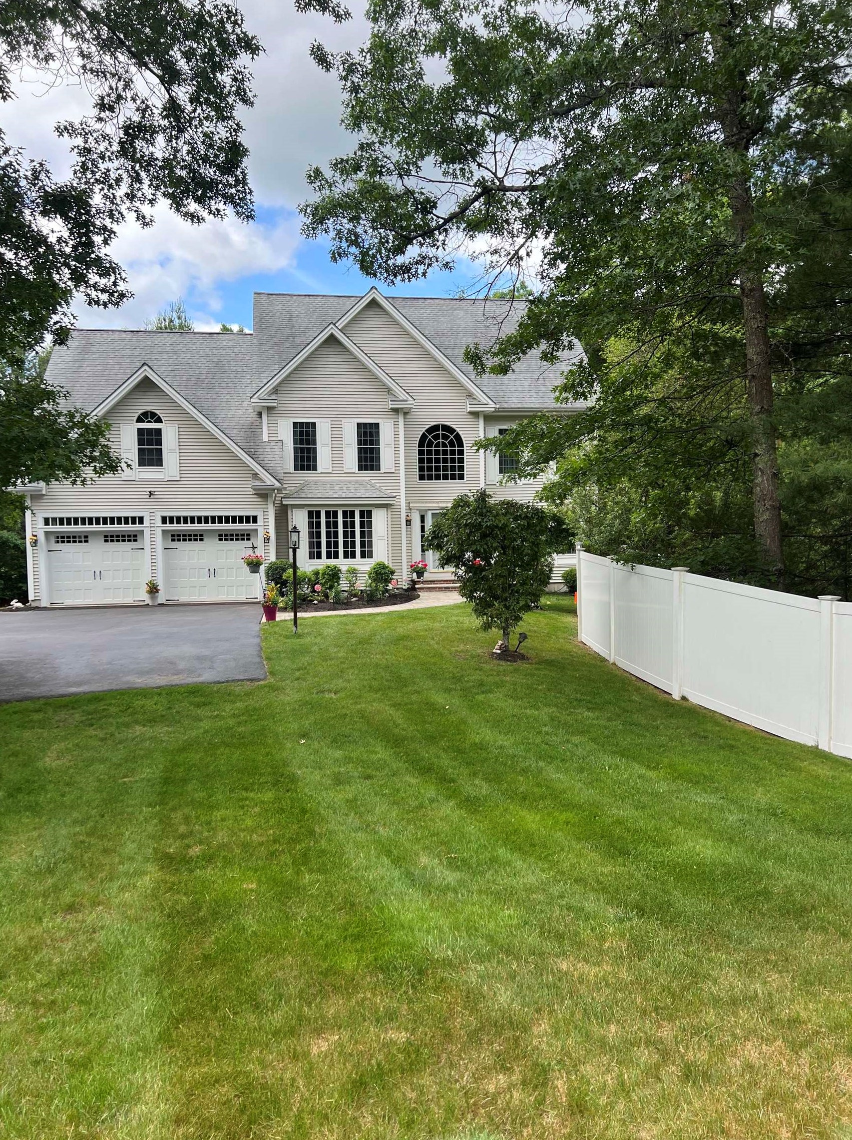 62 Mulberry Ln, Pelham, NH 03076