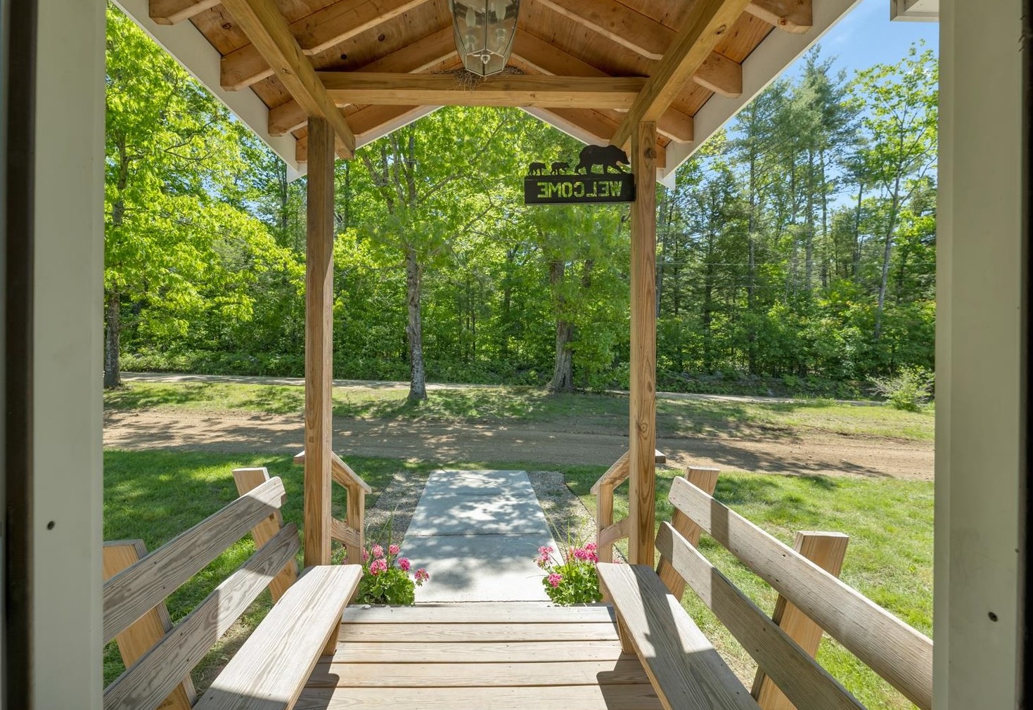 61 Ingalls Rd, Pittsfield, NH 03263-3606