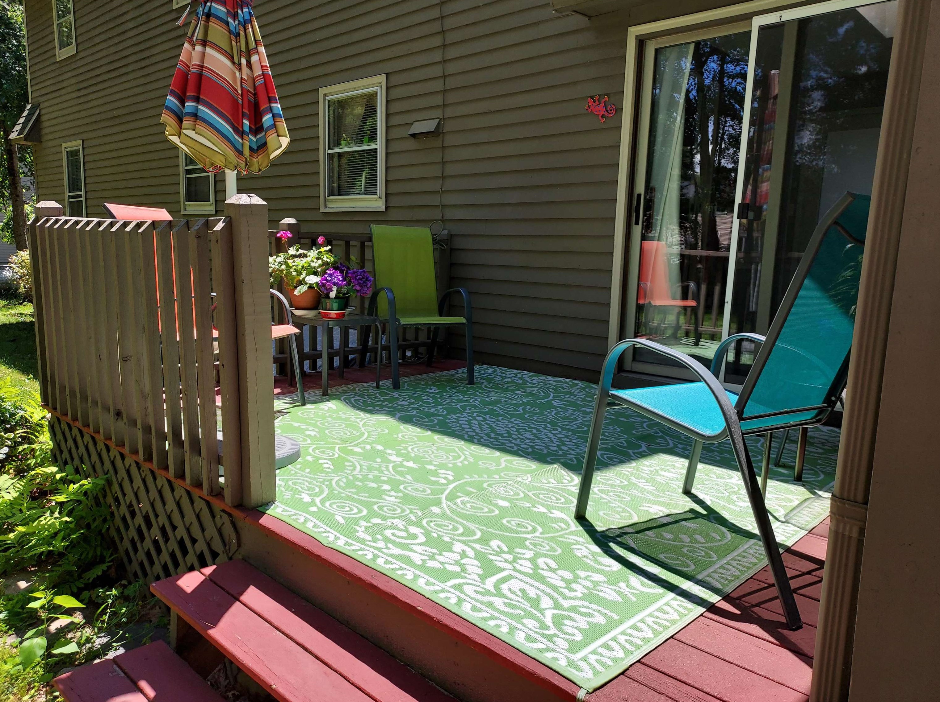 5 Greenwich Dr, Merrimack NH 03054-3027 exterior