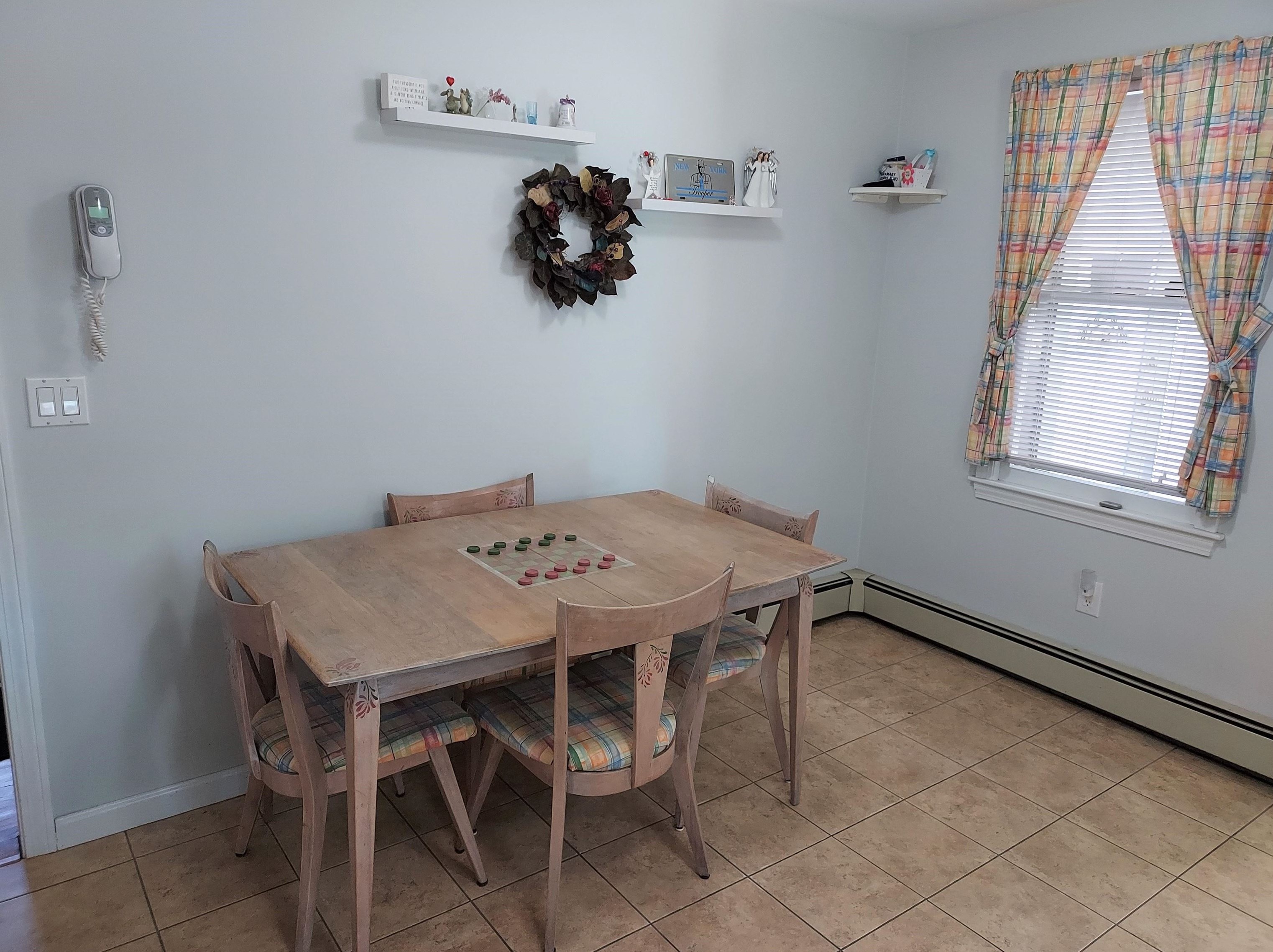 5 Greenwich Dr, Merrimack NH 03054-3027 exterior