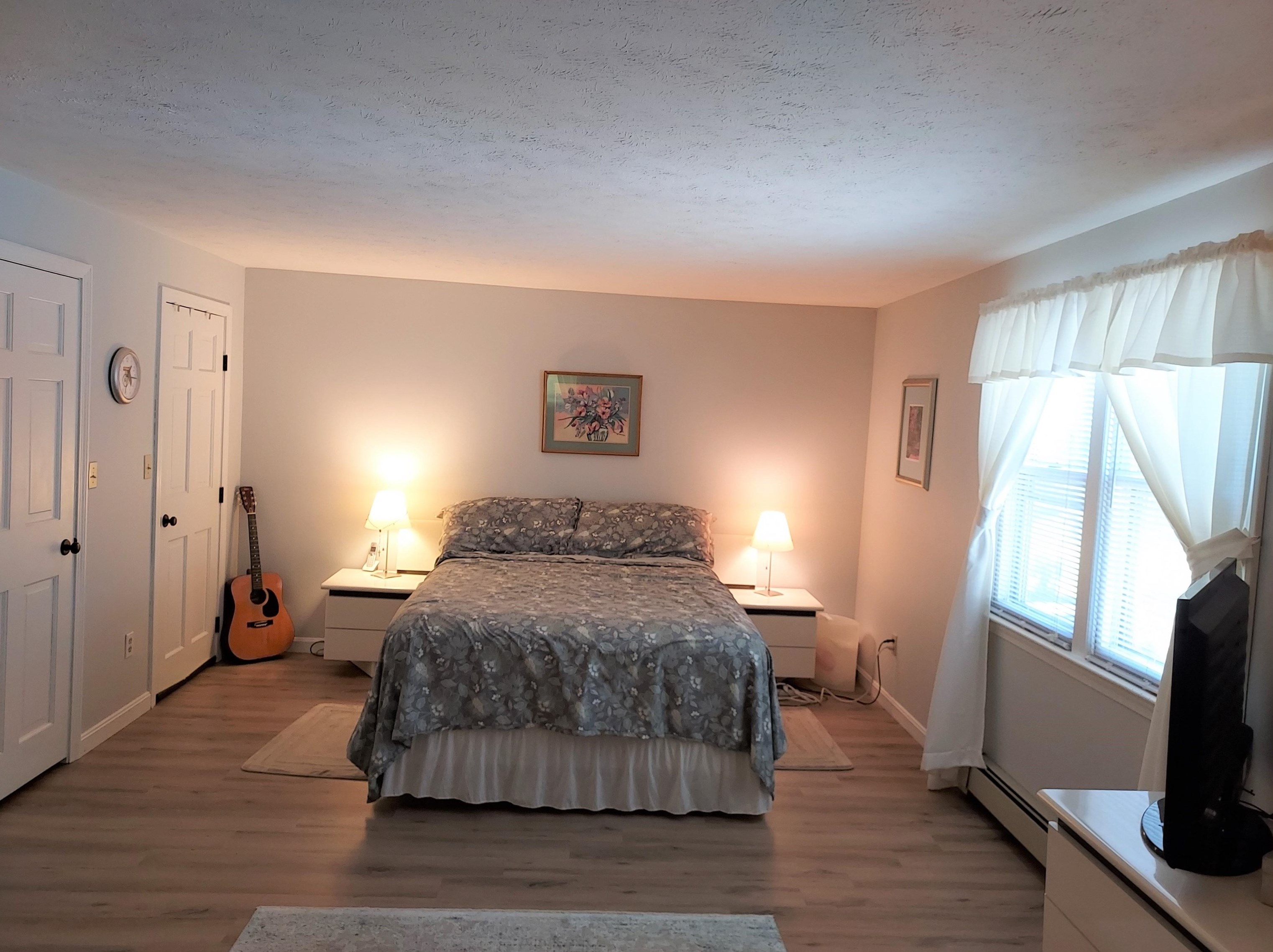 5 Greenwich Dr, Merrimack NH 03054-3027 exterior