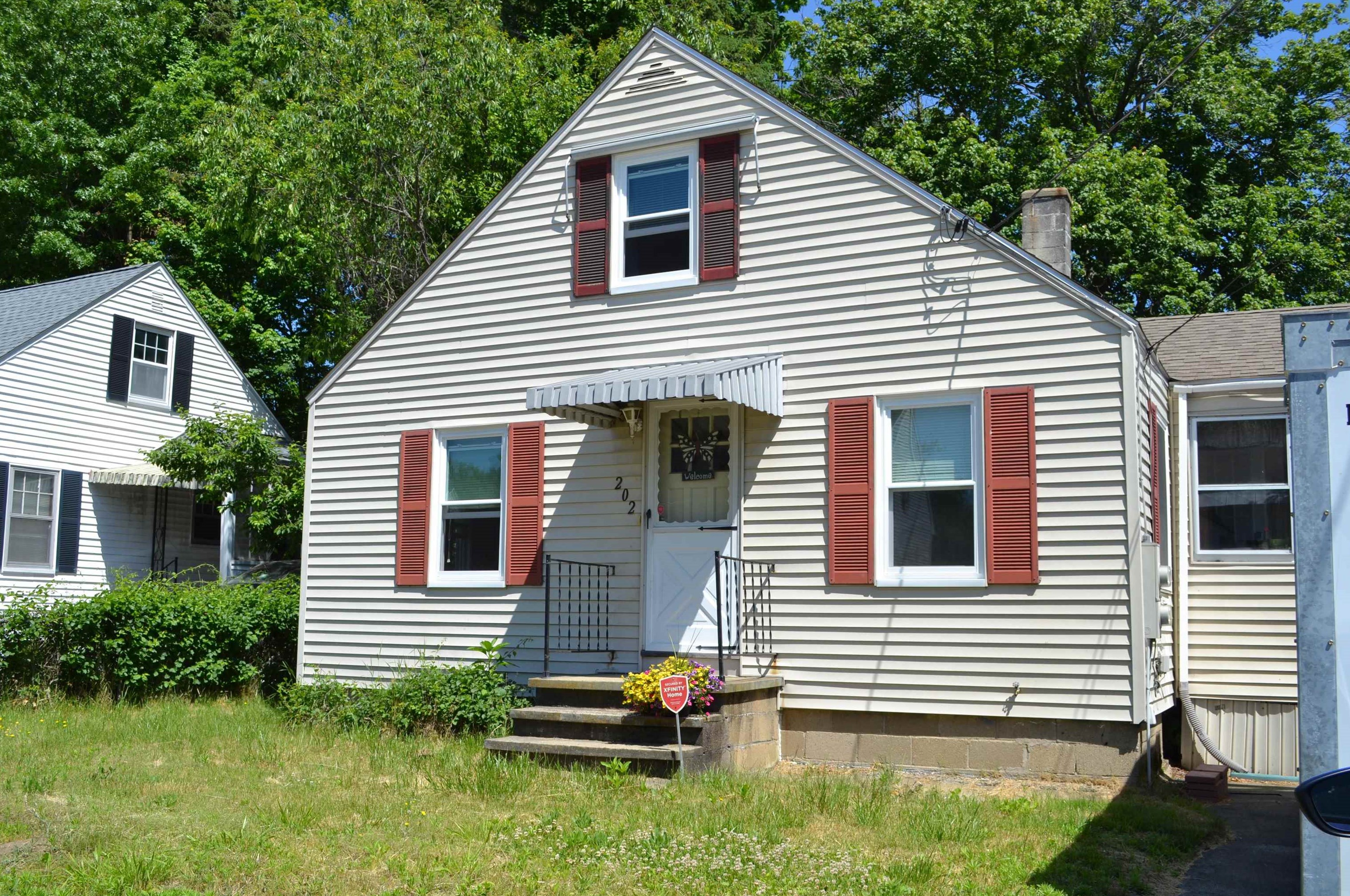 202 Flint St, Manchester, NH 03103-7601