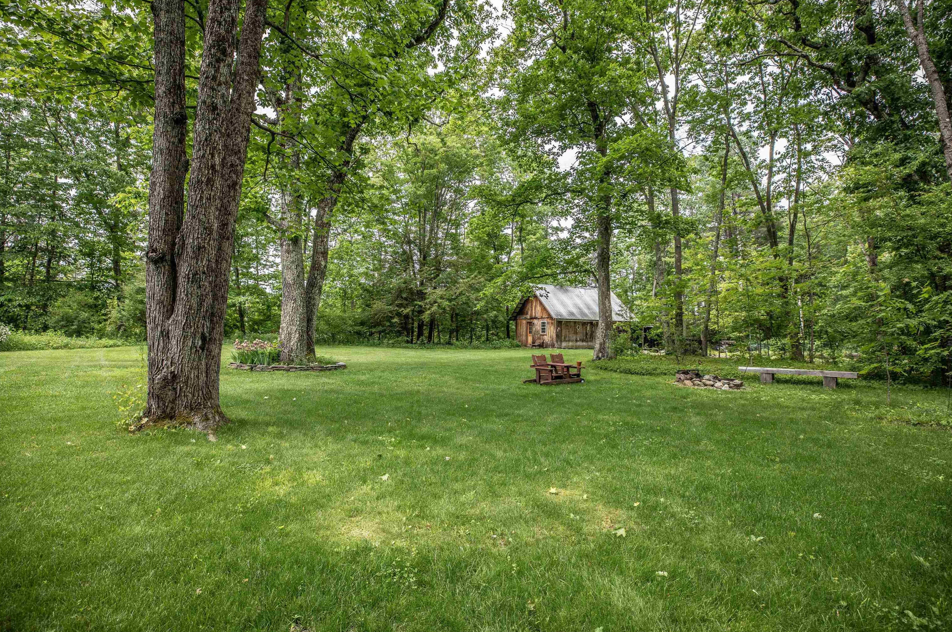 102 Cavender Rd, Hancock, NH 03449-6217