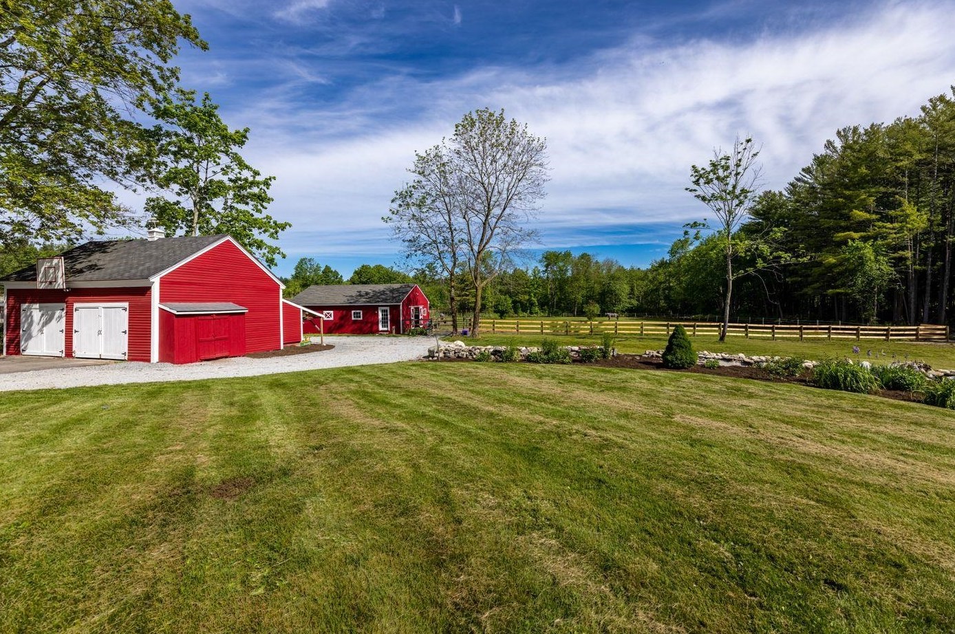 2 Pound Rd, Hollis, NH 03049
