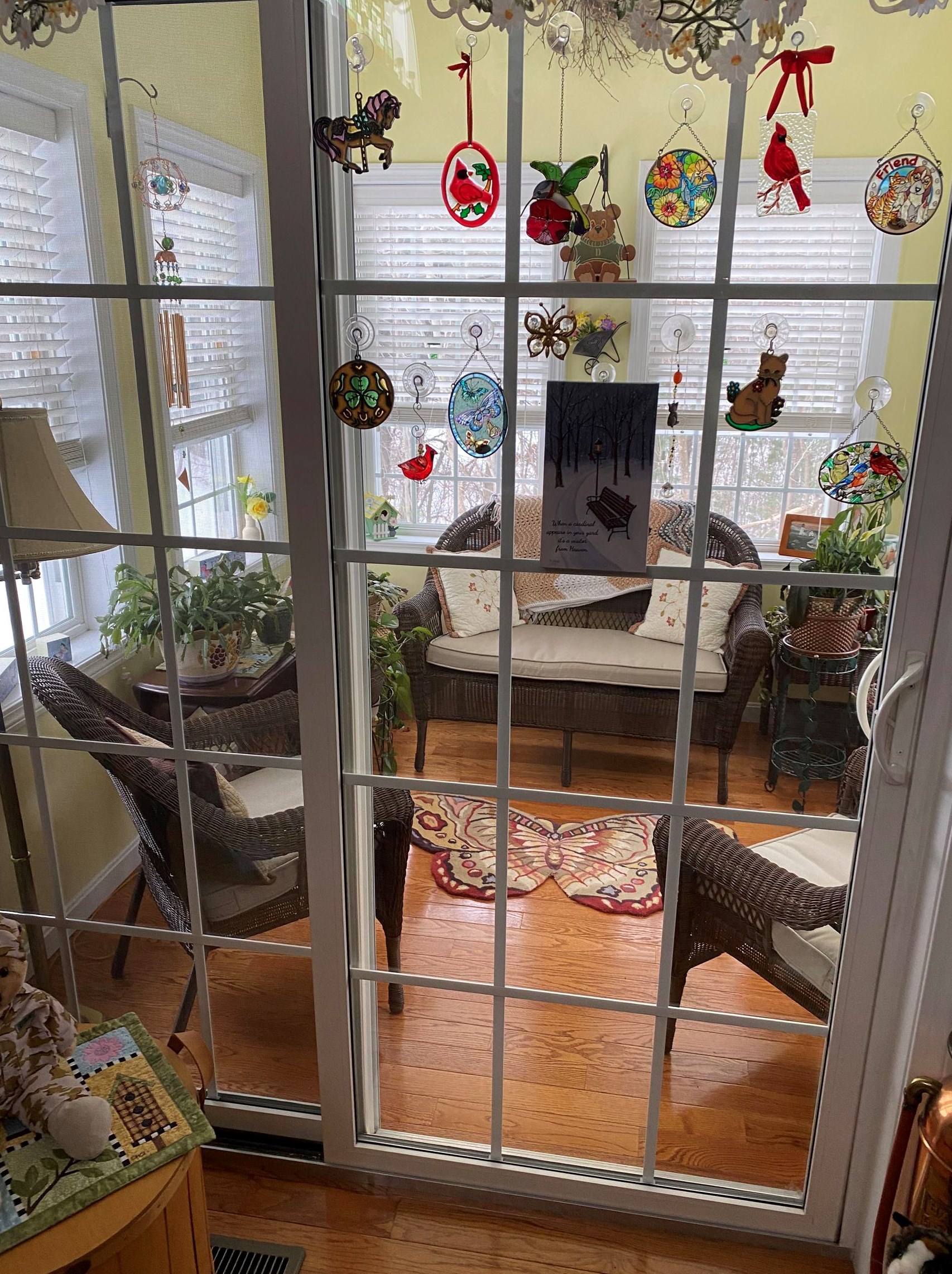 34 Mammoth Rd, Manchester NH 03106-1149 exterior