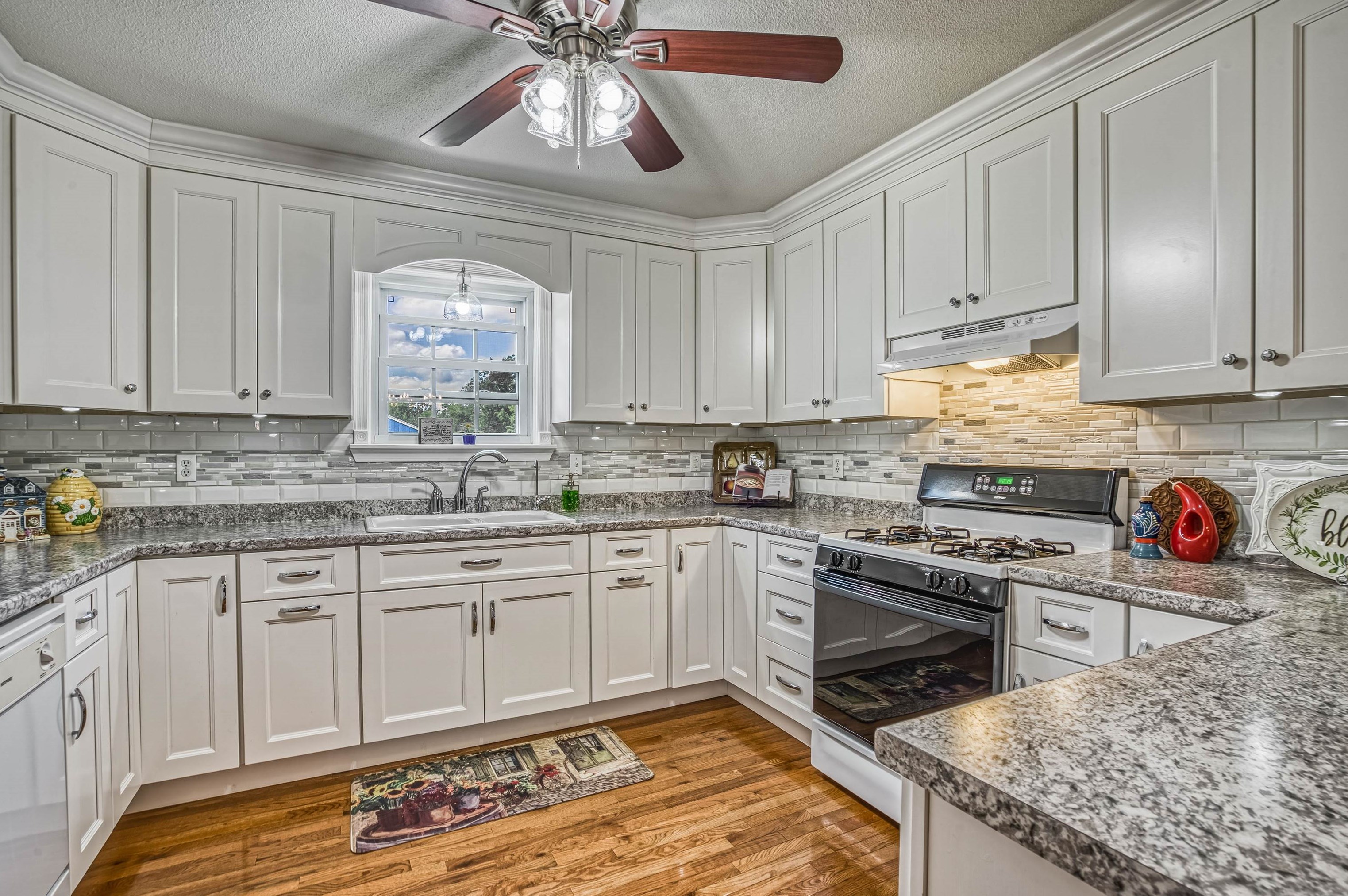 240 Chestnut St, Unity, NH 03743