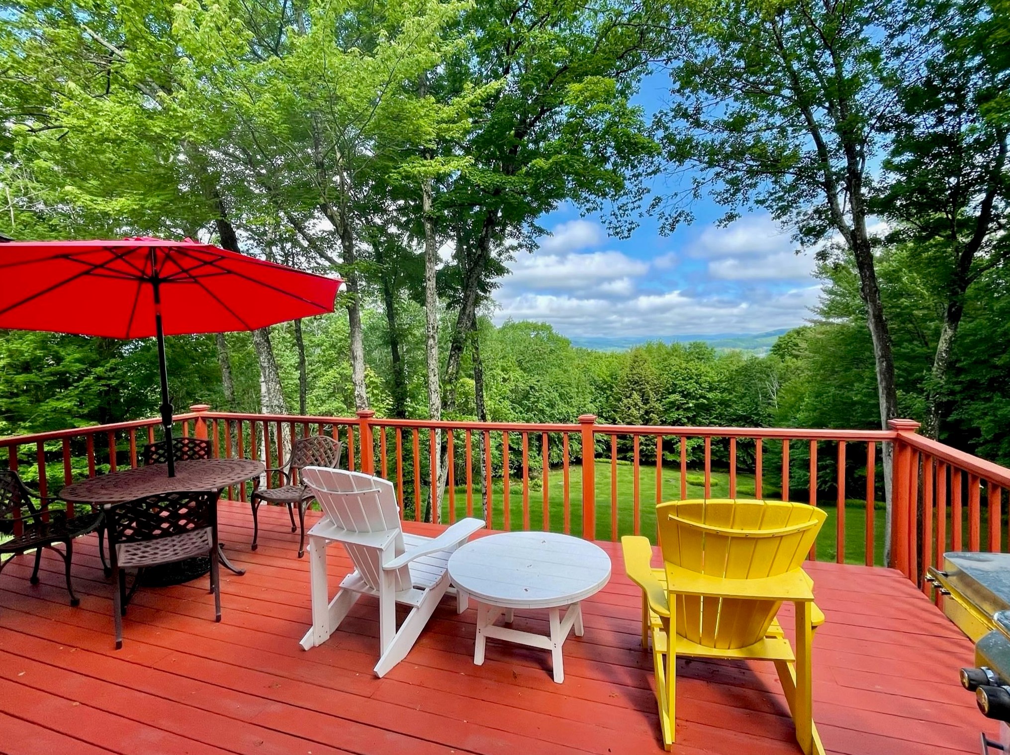 19 Carriage Ln, Hanover, NH 03755