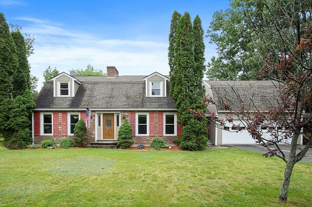 160 Main St, Gilmanton, NH 03837