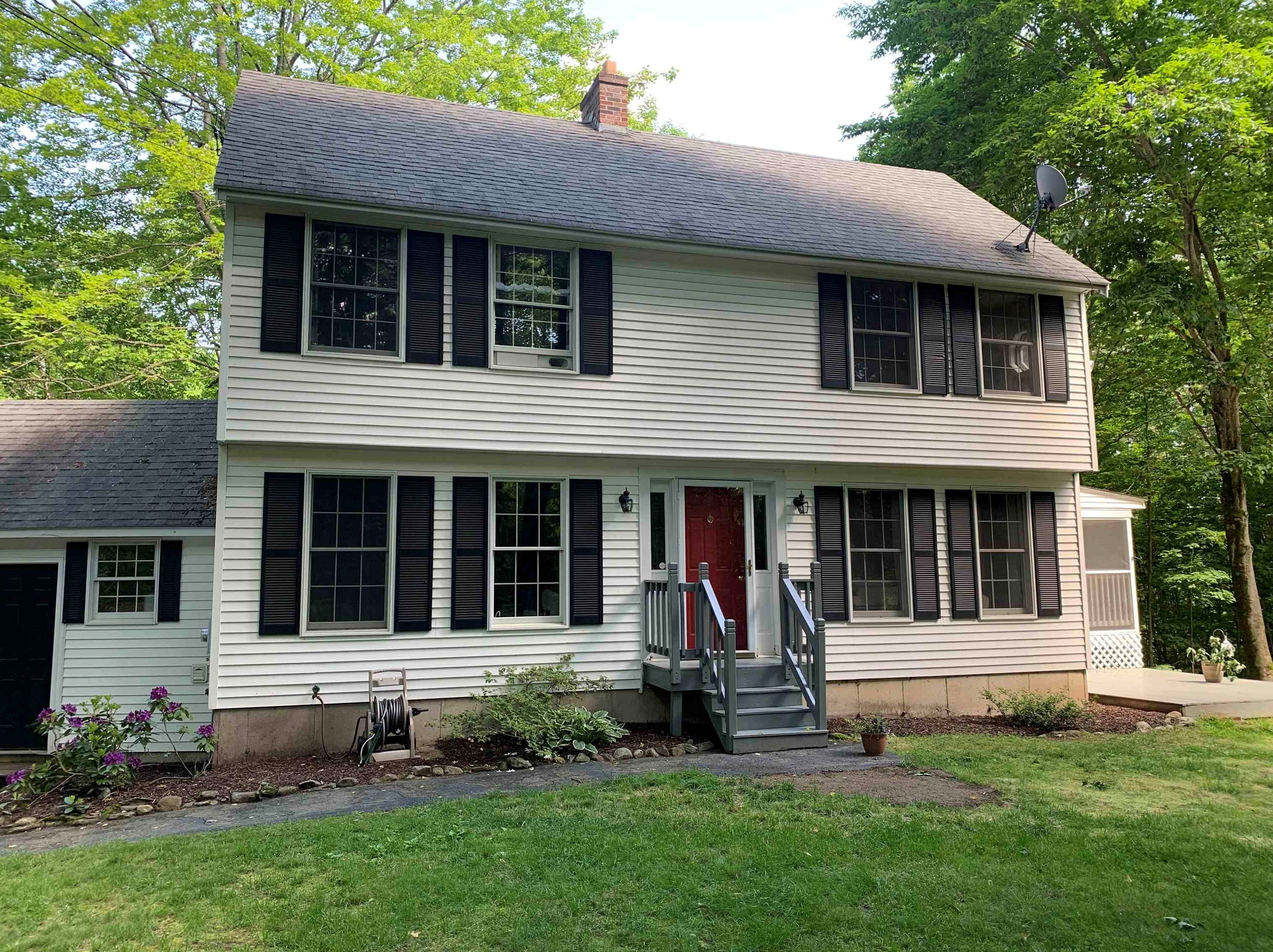 7 Drury Dr, Rochester, NH 03867
