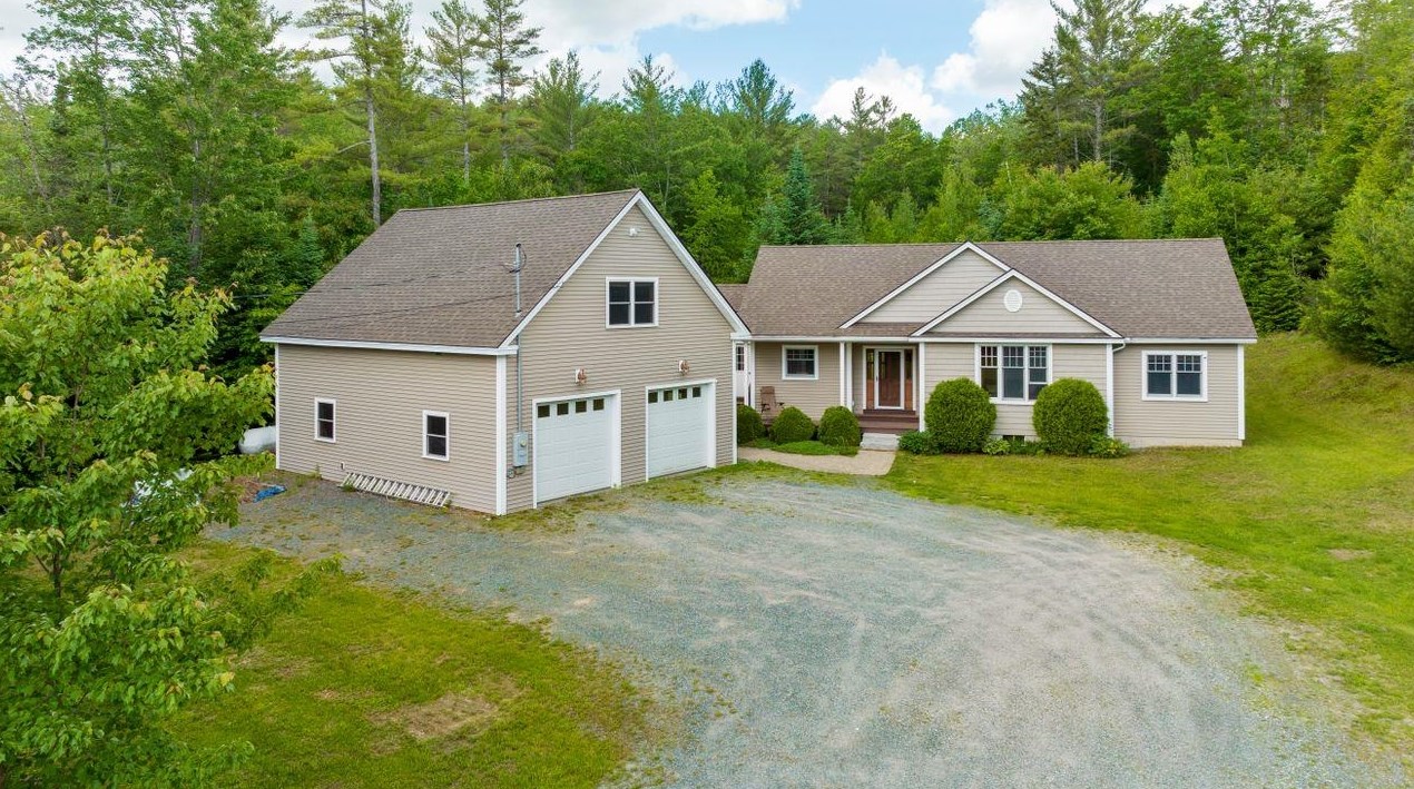 80 Canaan St, Orange, NH 03741
